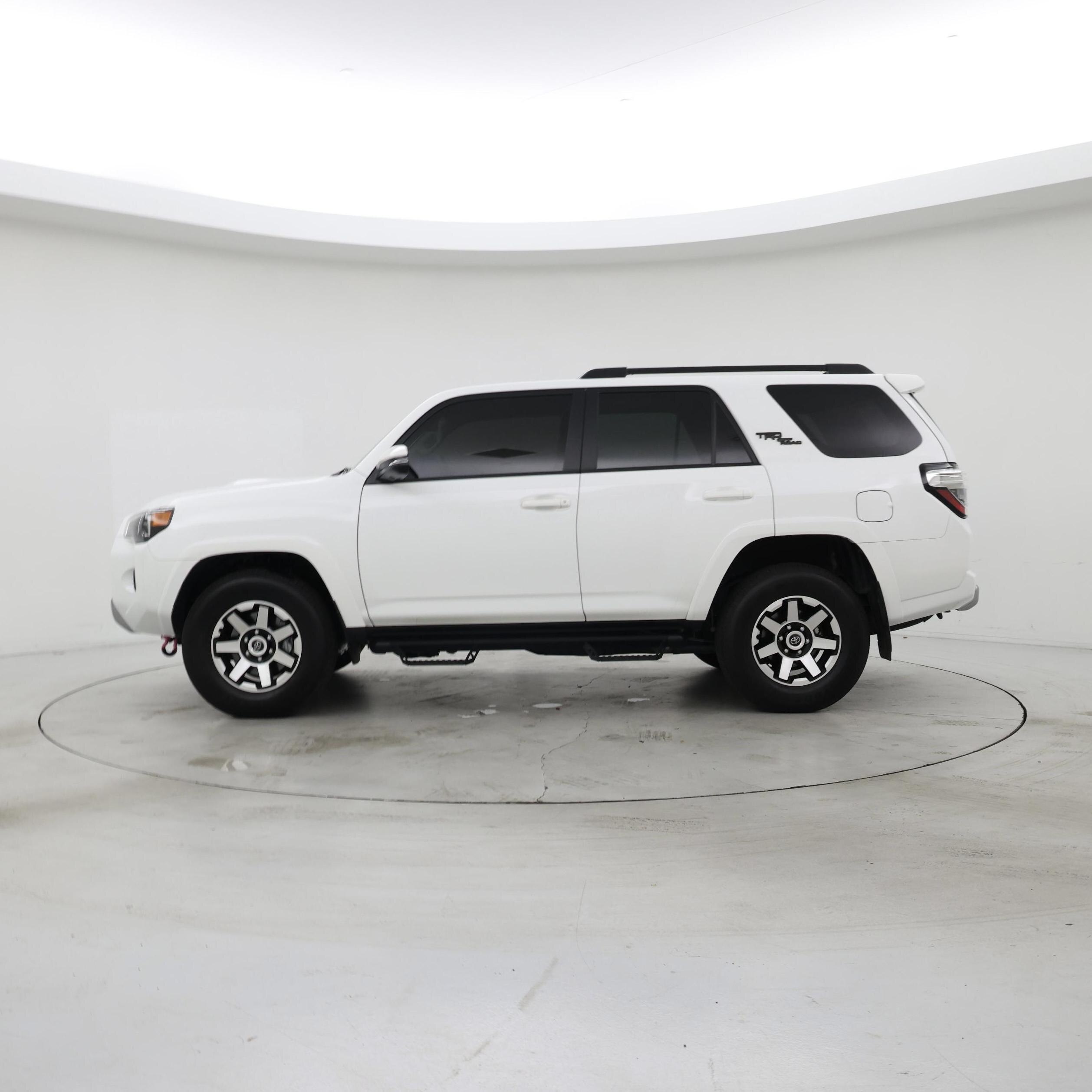 Thumbnail: 2024 Toyota 4Runner - 3