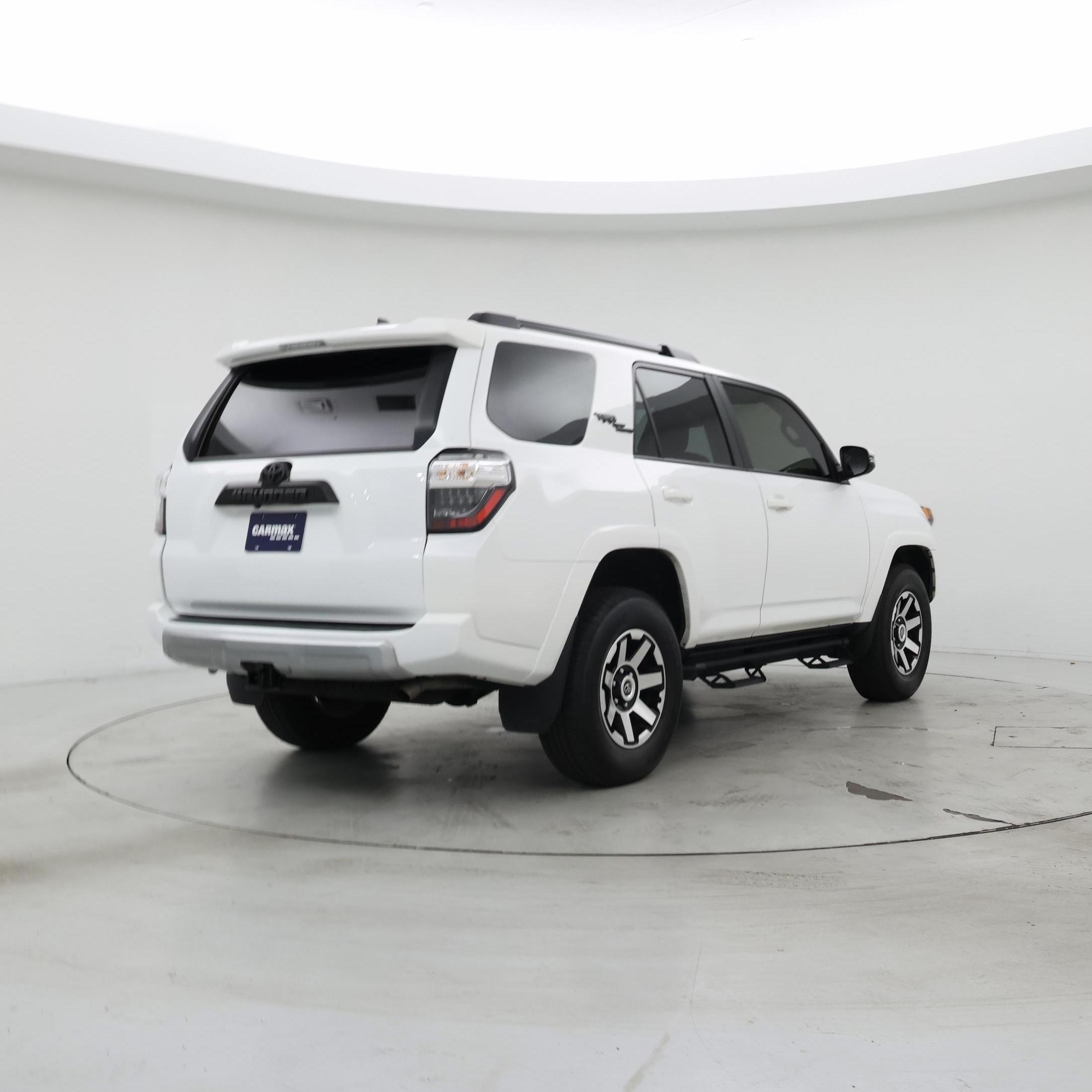 Thumbnail: 2024 Toyota 4Runner - 8