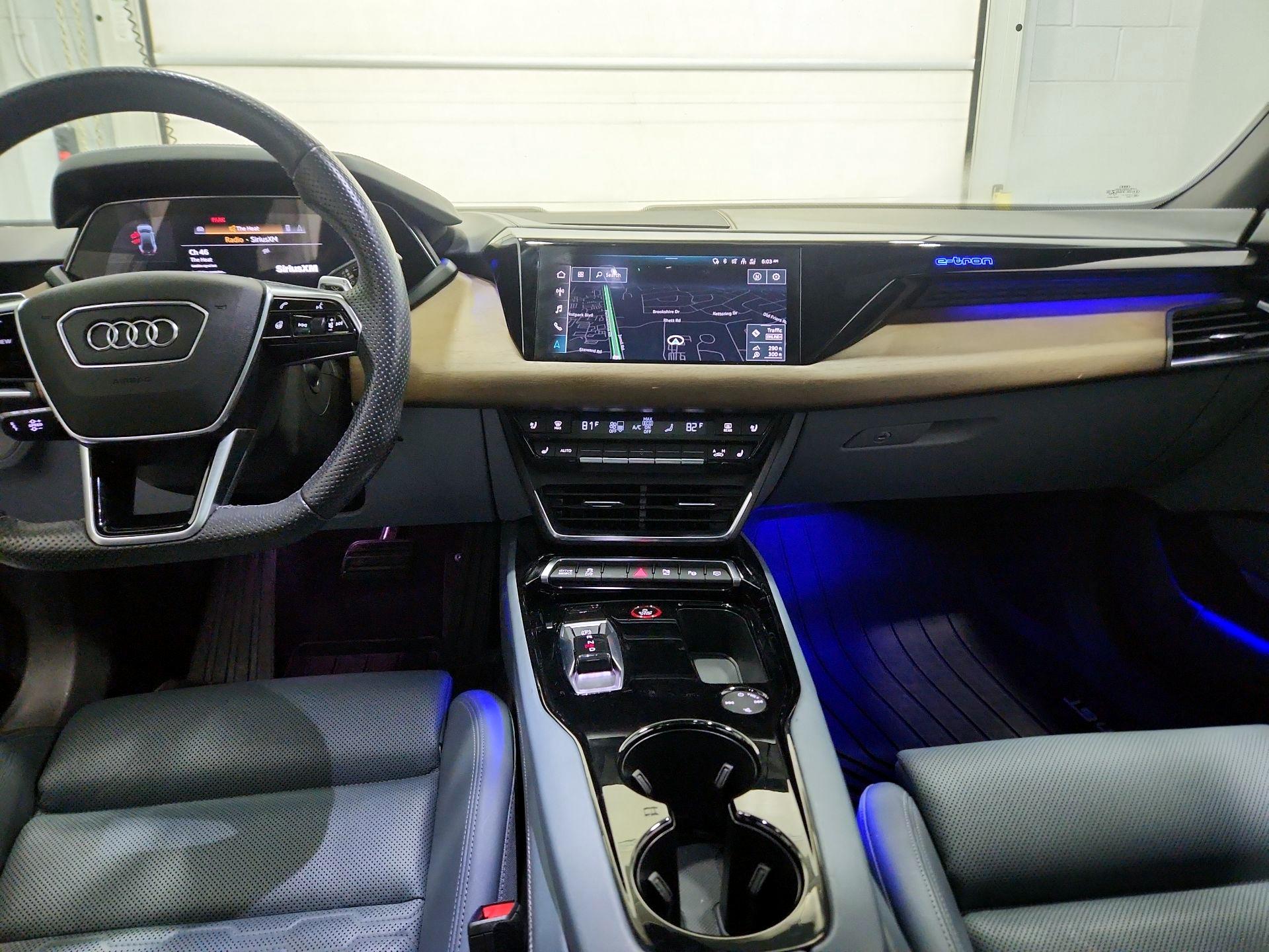 Thumbnail: 2022 Audi e-tron GT - 9