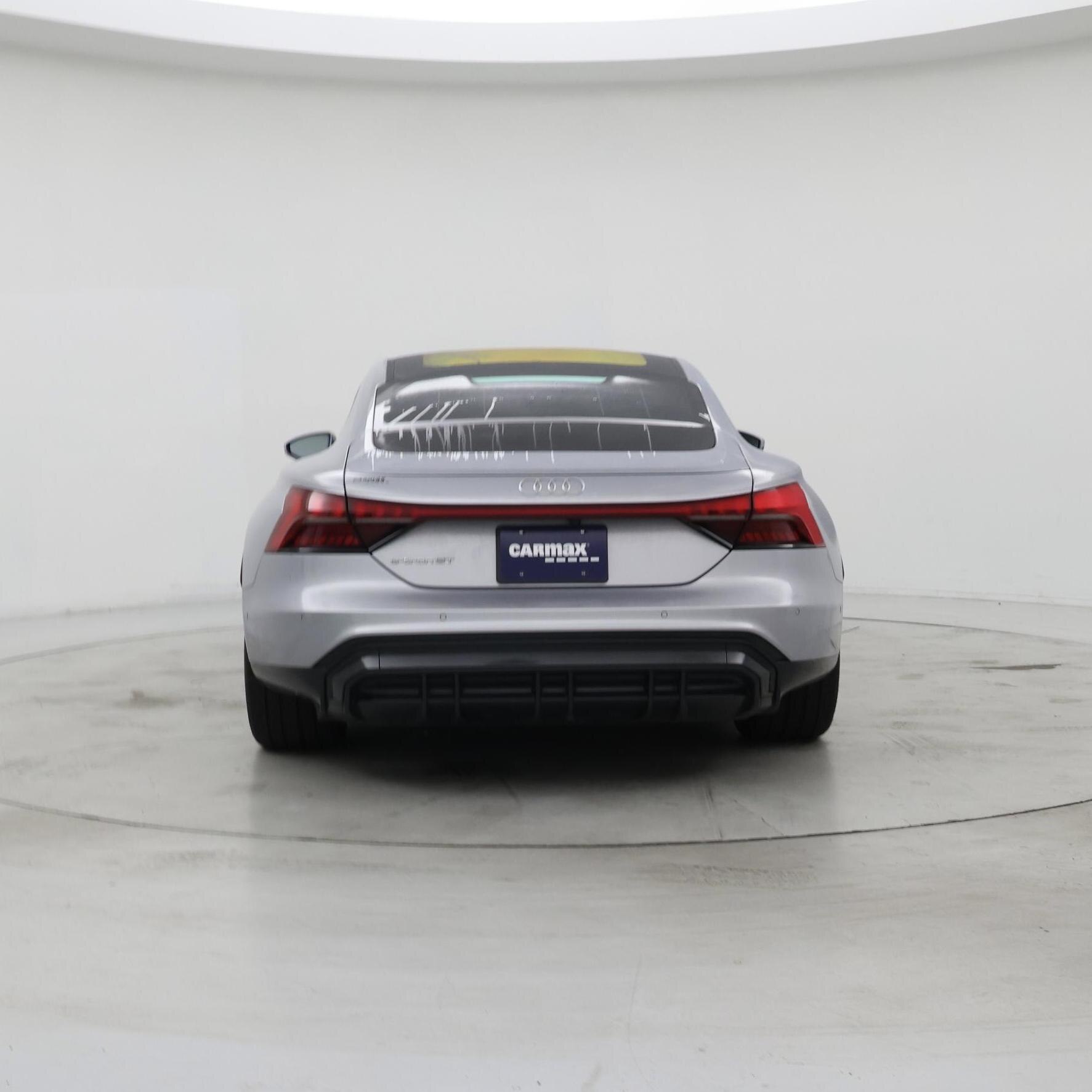 Thumbnail: 2022 Audi e-tron GT - 6