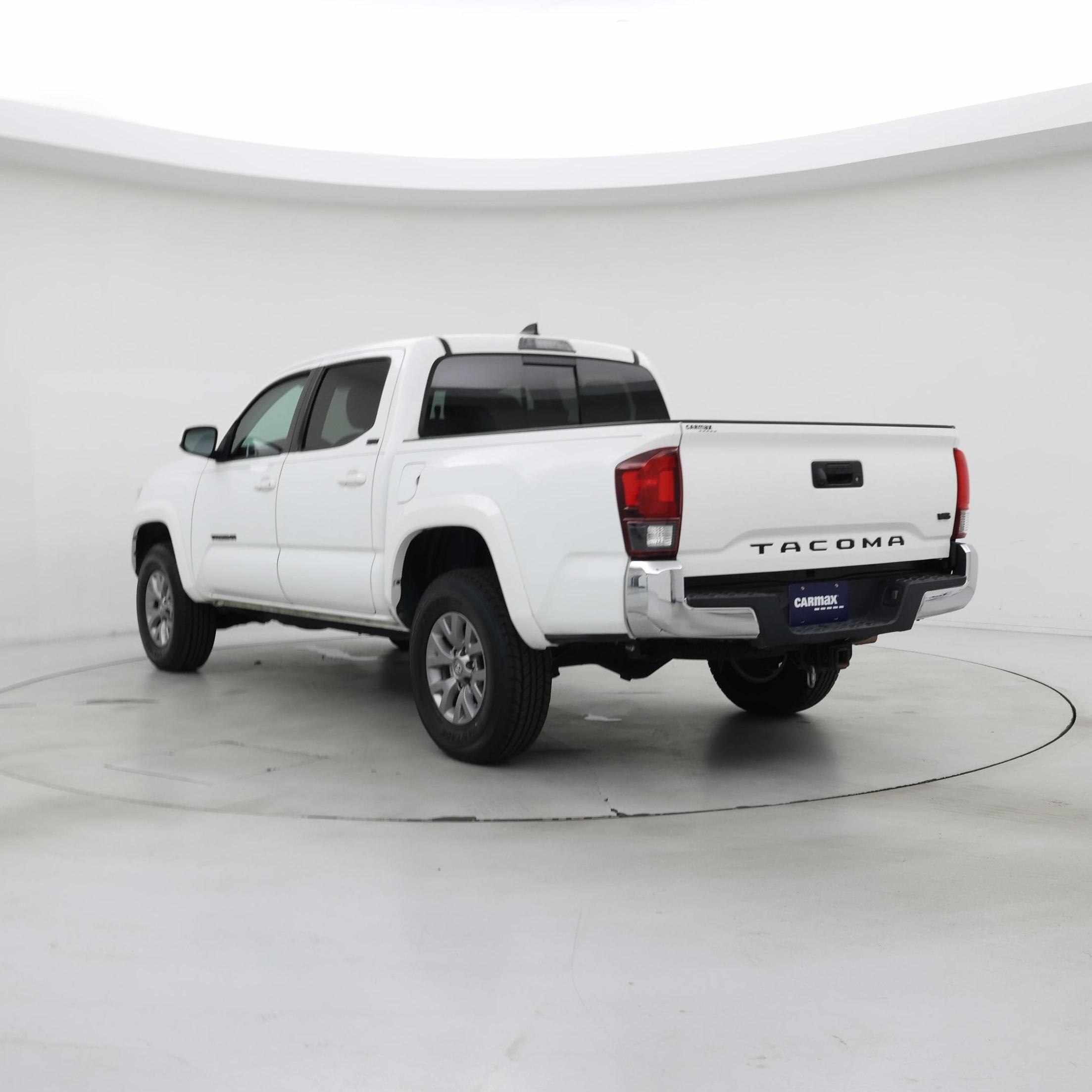 Thumbnail: 2019 Toyota Tacoma - 2