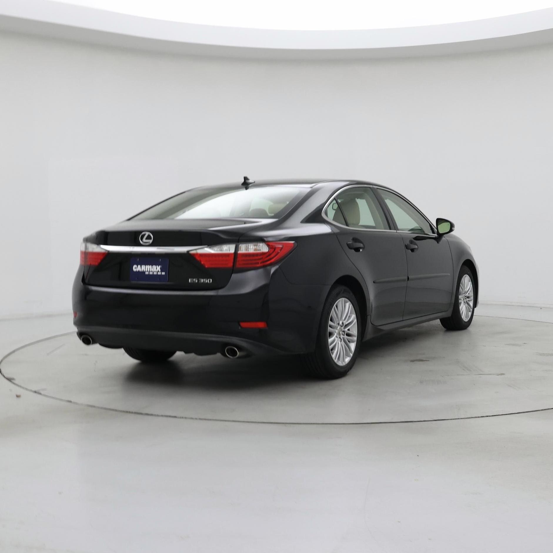 Thumbnail: 2014 Lexus ES - 8