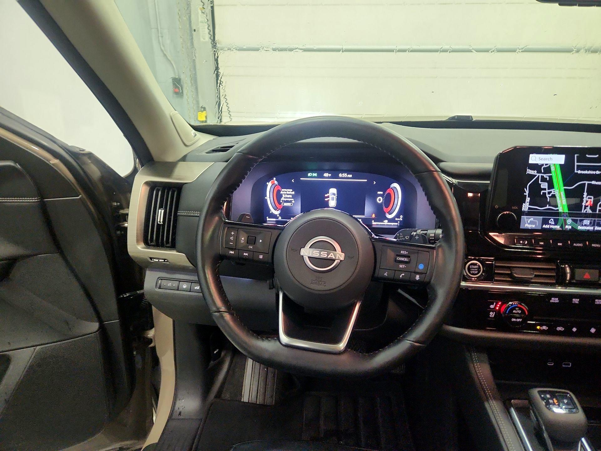 Thumbnail: 2023 Nissan Pathfinder - 10