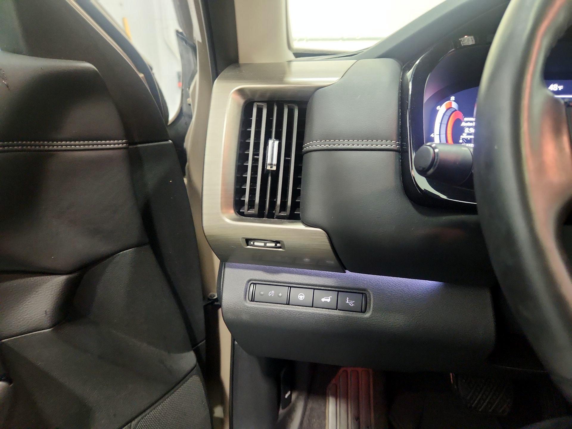 Thumbnail: 2023 Nissan Pathfinder - 13