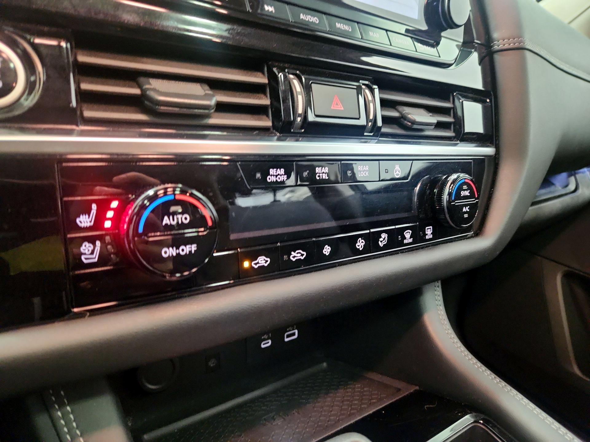 Thumbnail: 2023 Nissan Pathfinder - 17