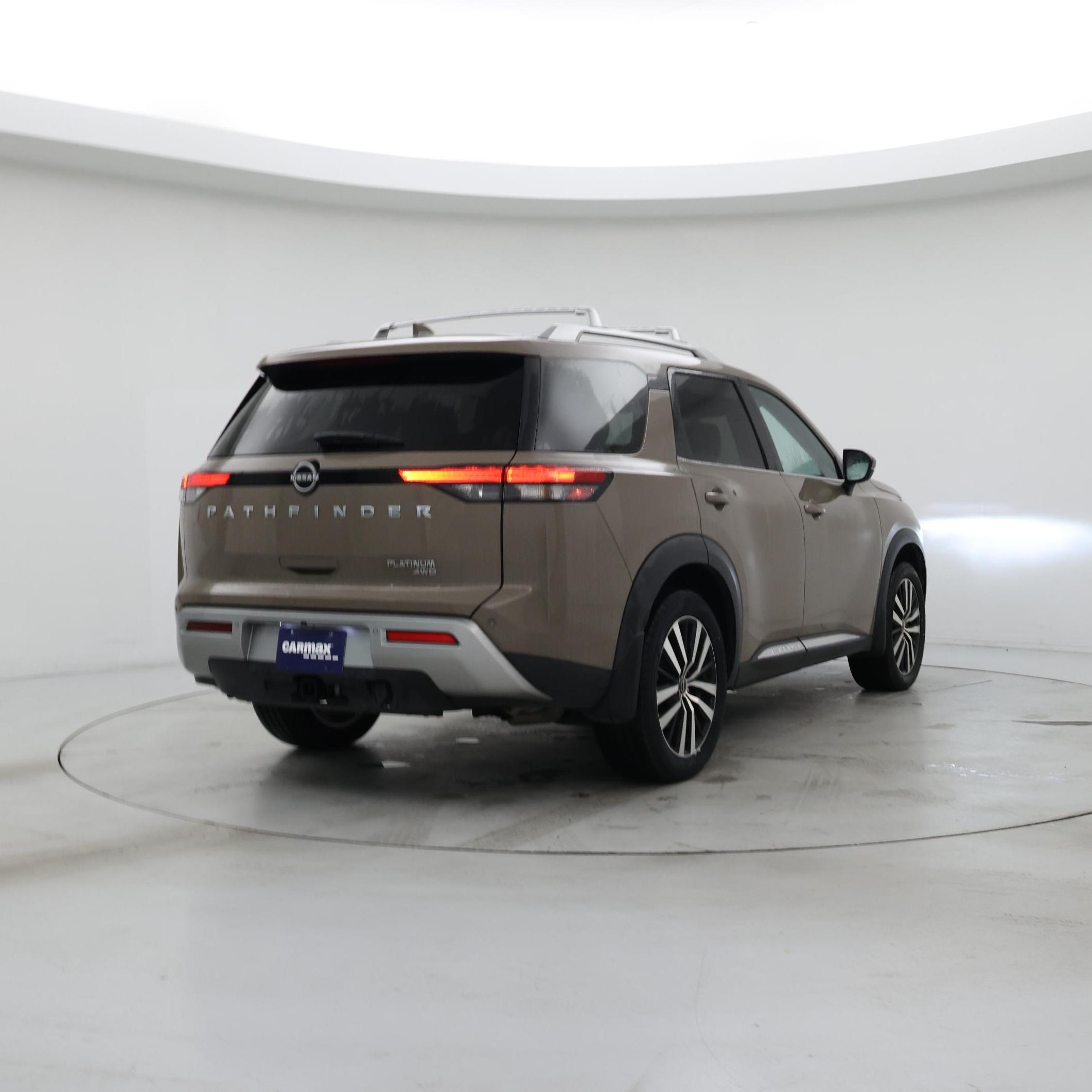 Thumbnail: 2023 Nissan Pathfinder - 8