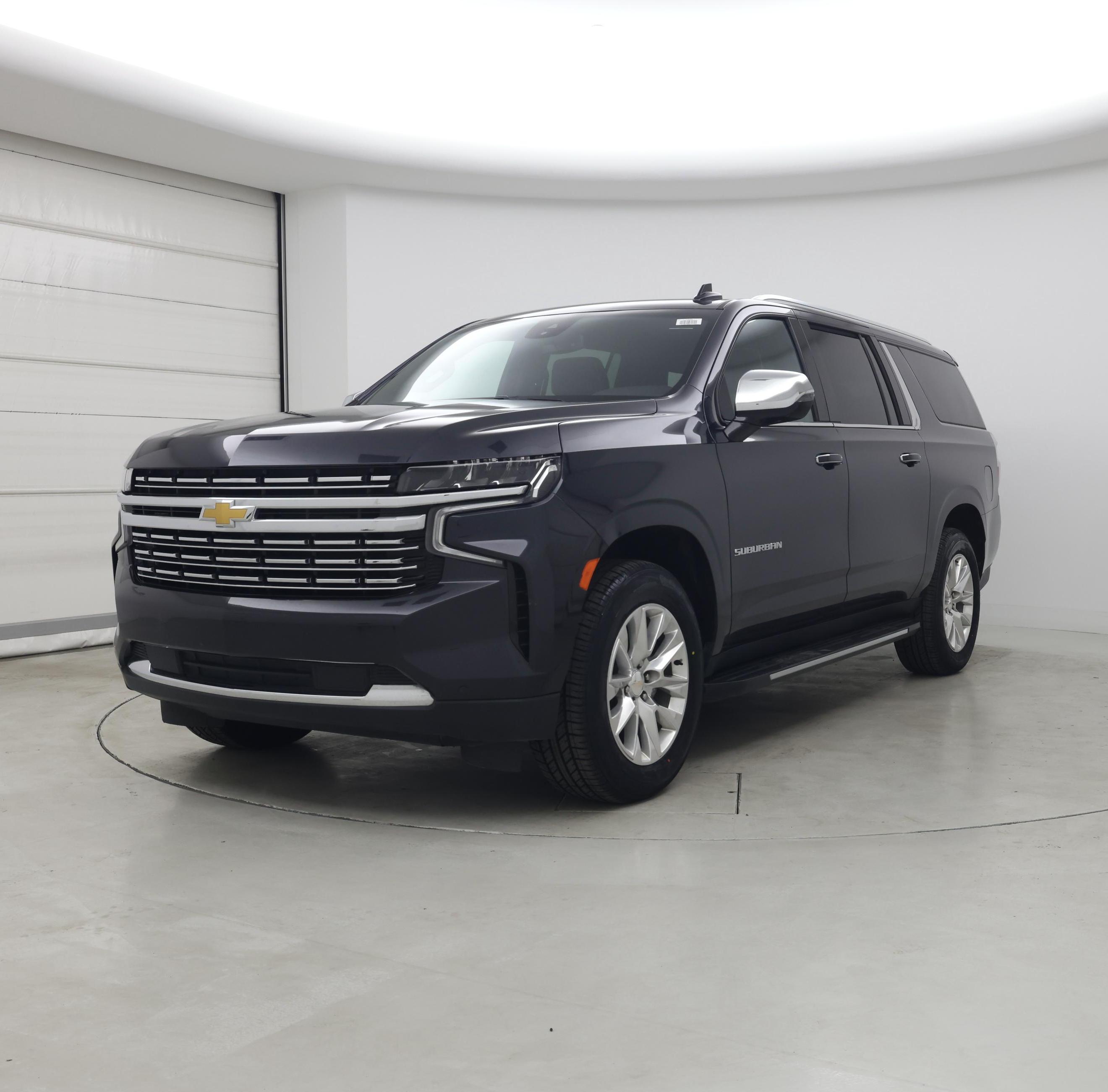 Thumbnail: 2023 Chevrolet Suburban - 4