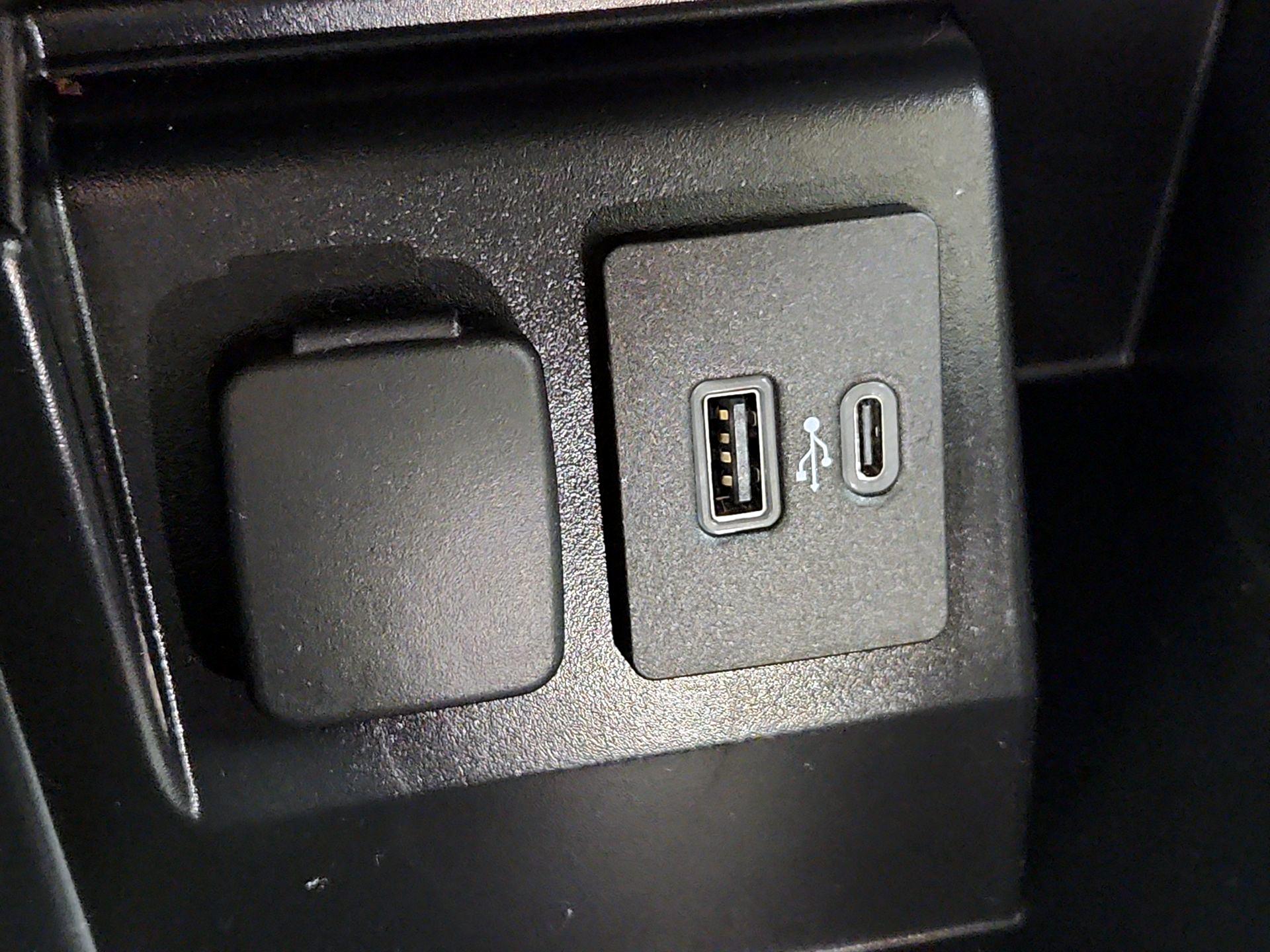 Thumbnail: 2024 Ford Explorer - 19