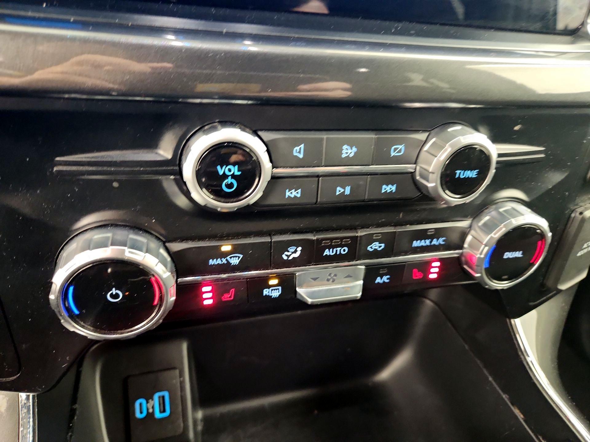 Thumbnail: 2023 Ford F-150 - 17