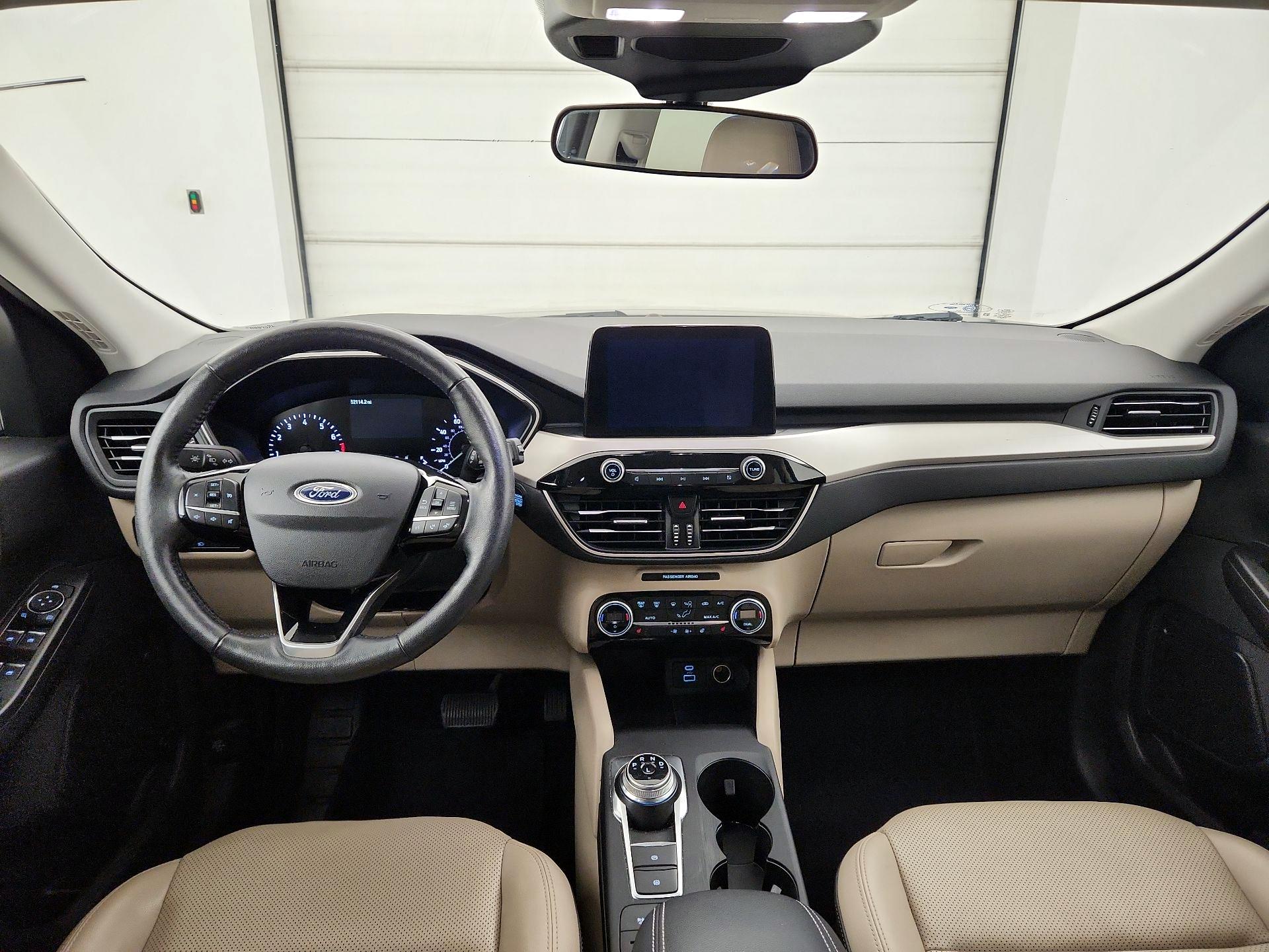 Thumbnail: 2021 Ford Escape - 9