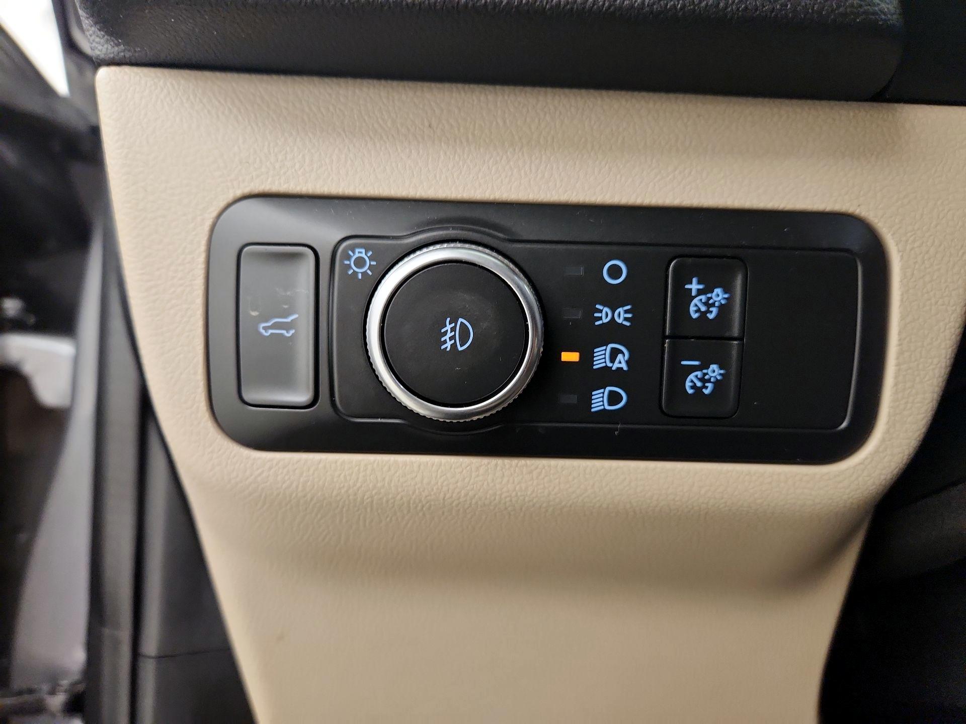 Thumbnail: 2021 Ford Escape - 13