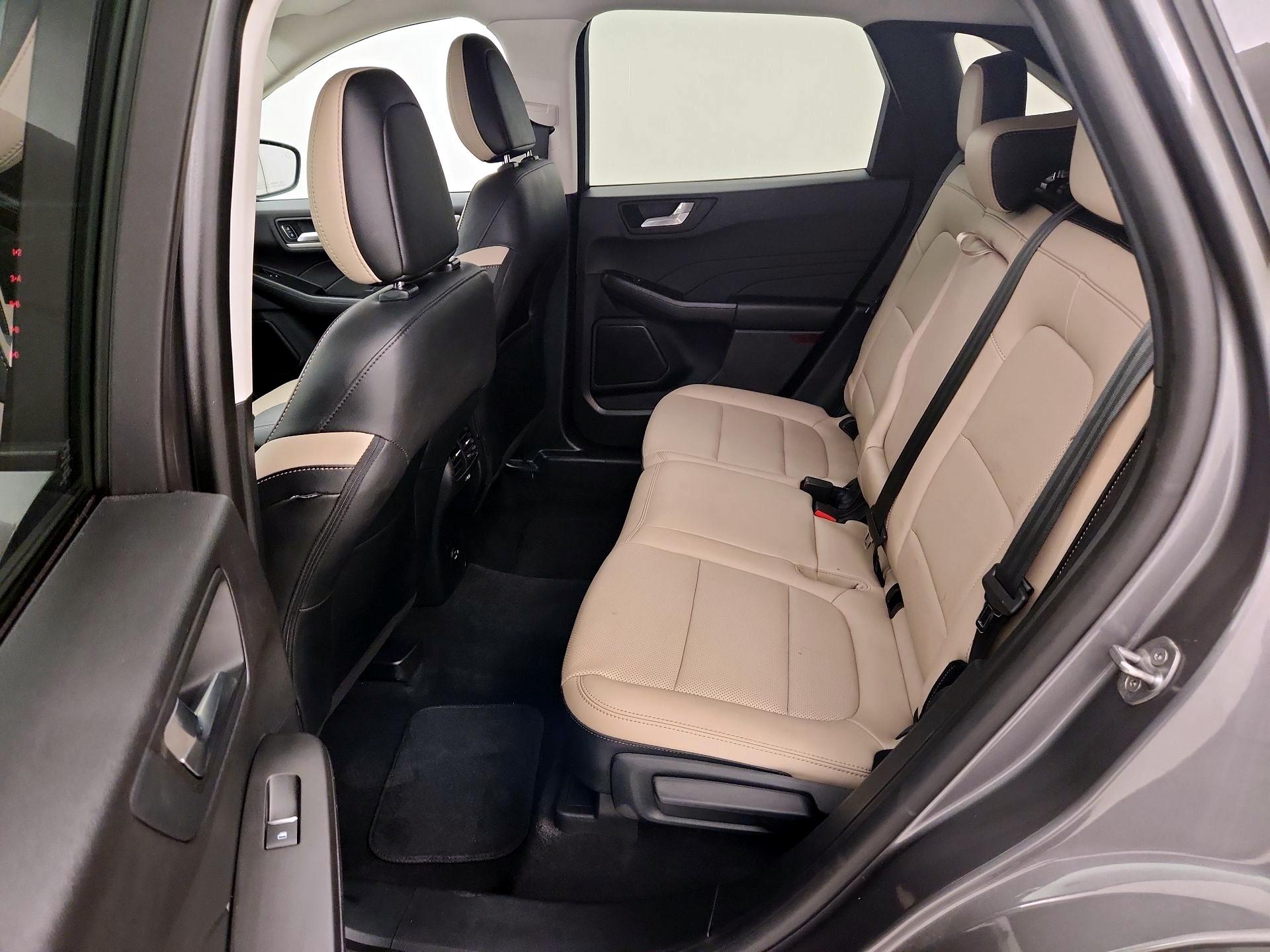 Thumbnail: 2021 Ford Escape - 19