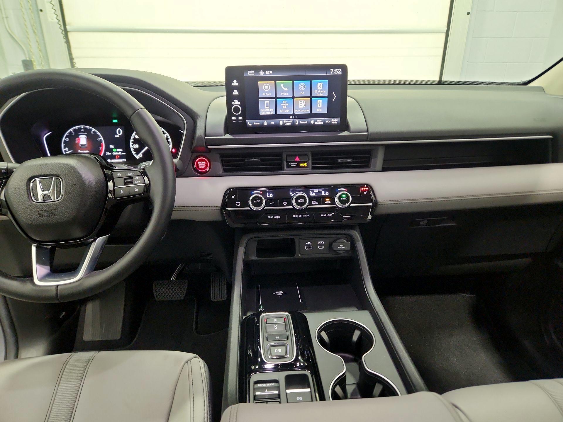 Thumbnail: 2025 Honda Pilot - 9