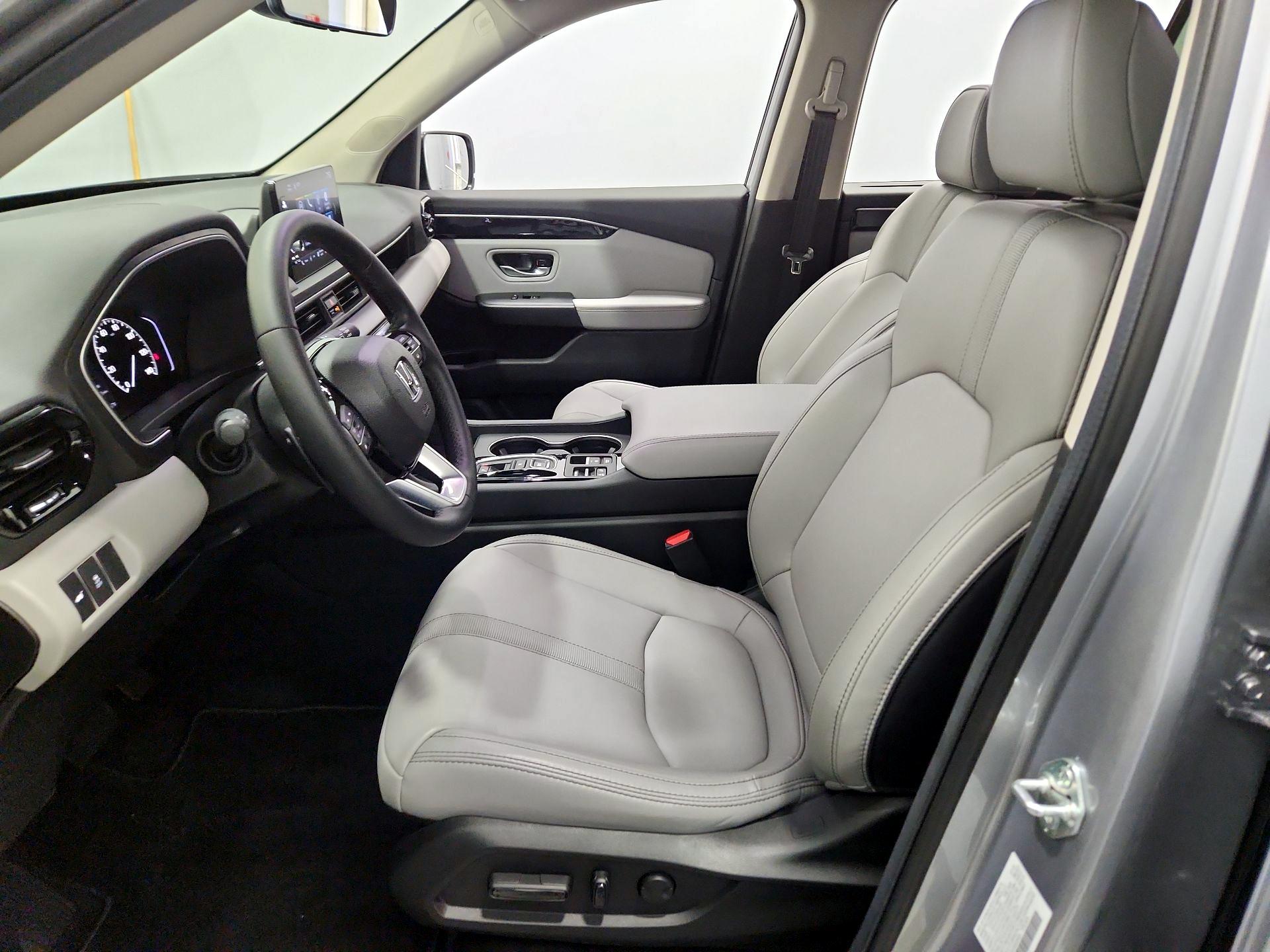 Thumbnail: 2025 Honda Pilot - 11