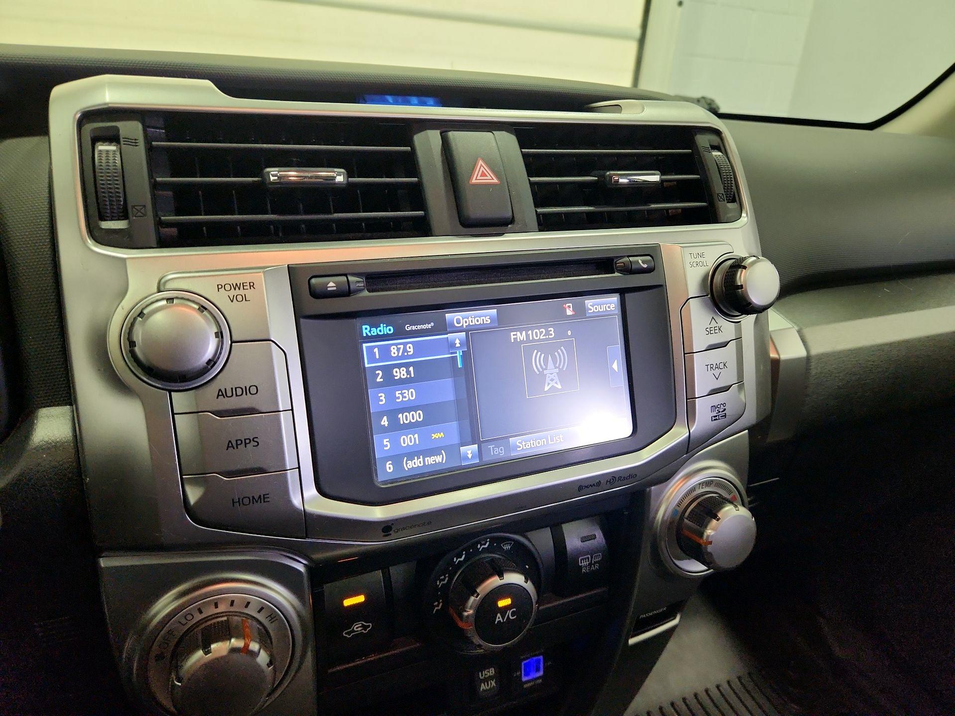 Thumbnail: 2019 Toyota 4Runner - 16