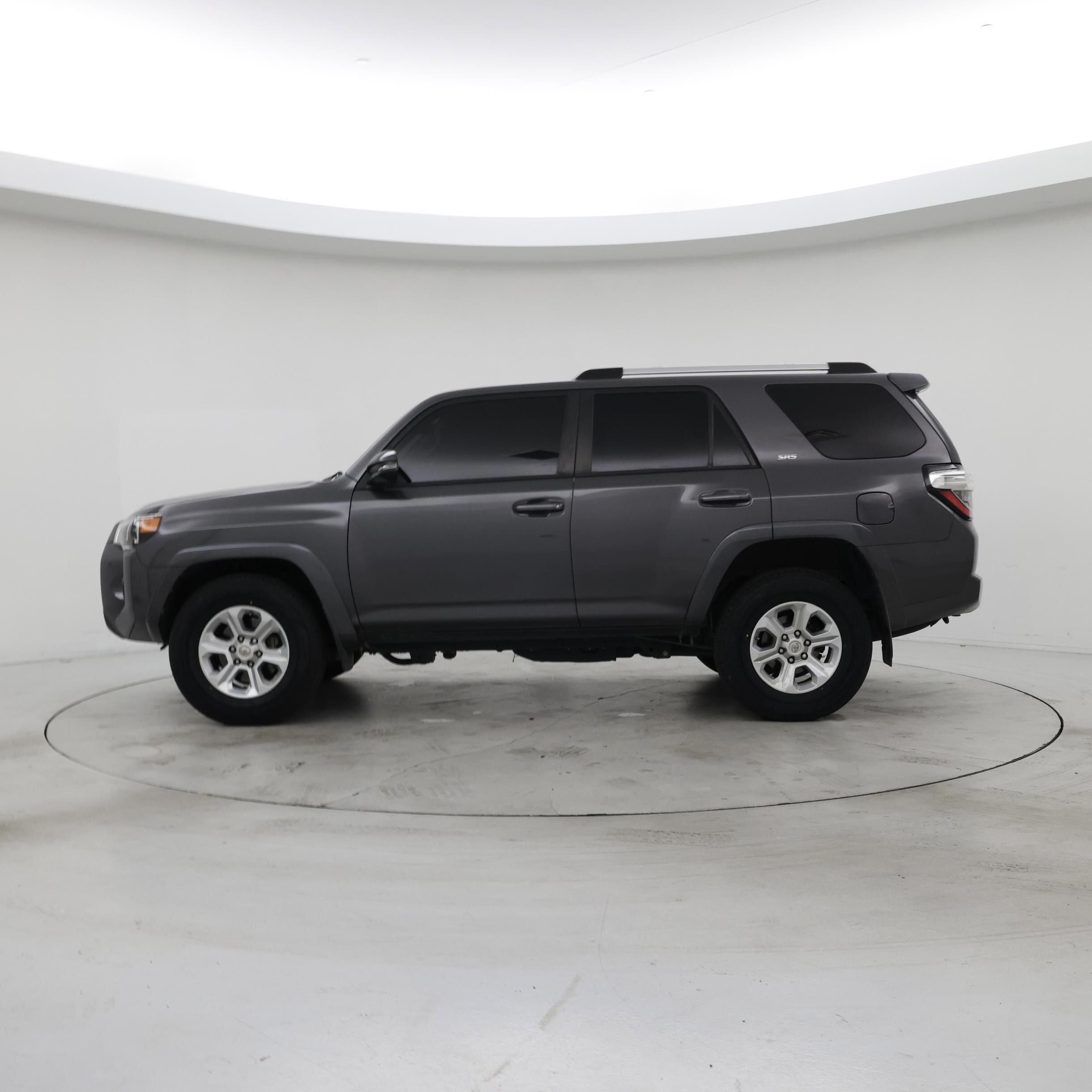 Thumbnail: 2019 Toyota 4Runner - 3