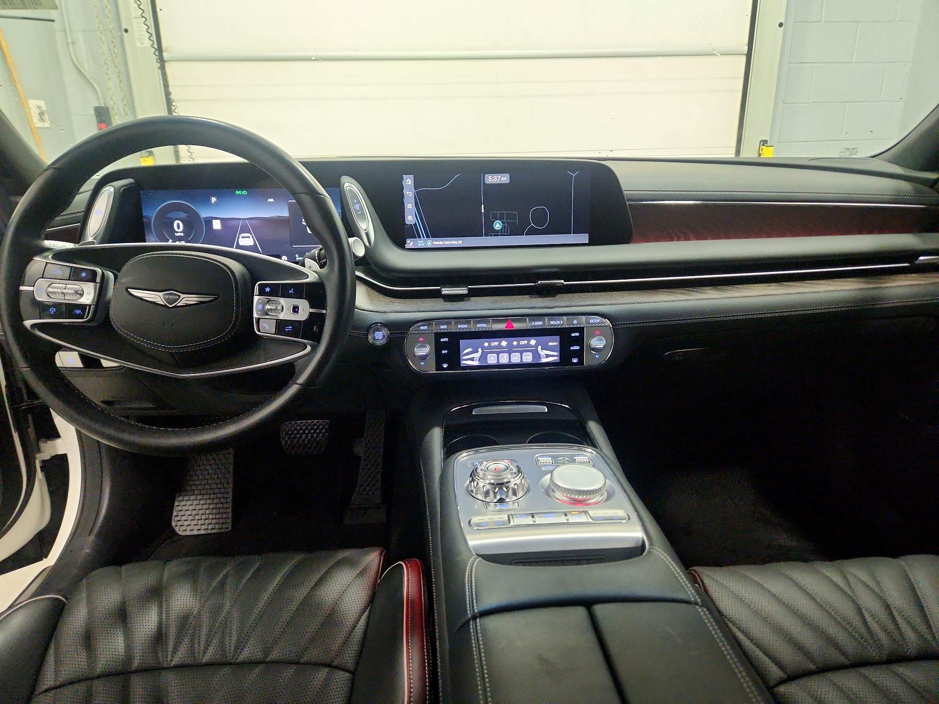 Thumbnail: 2023 Genesis G90 - 9