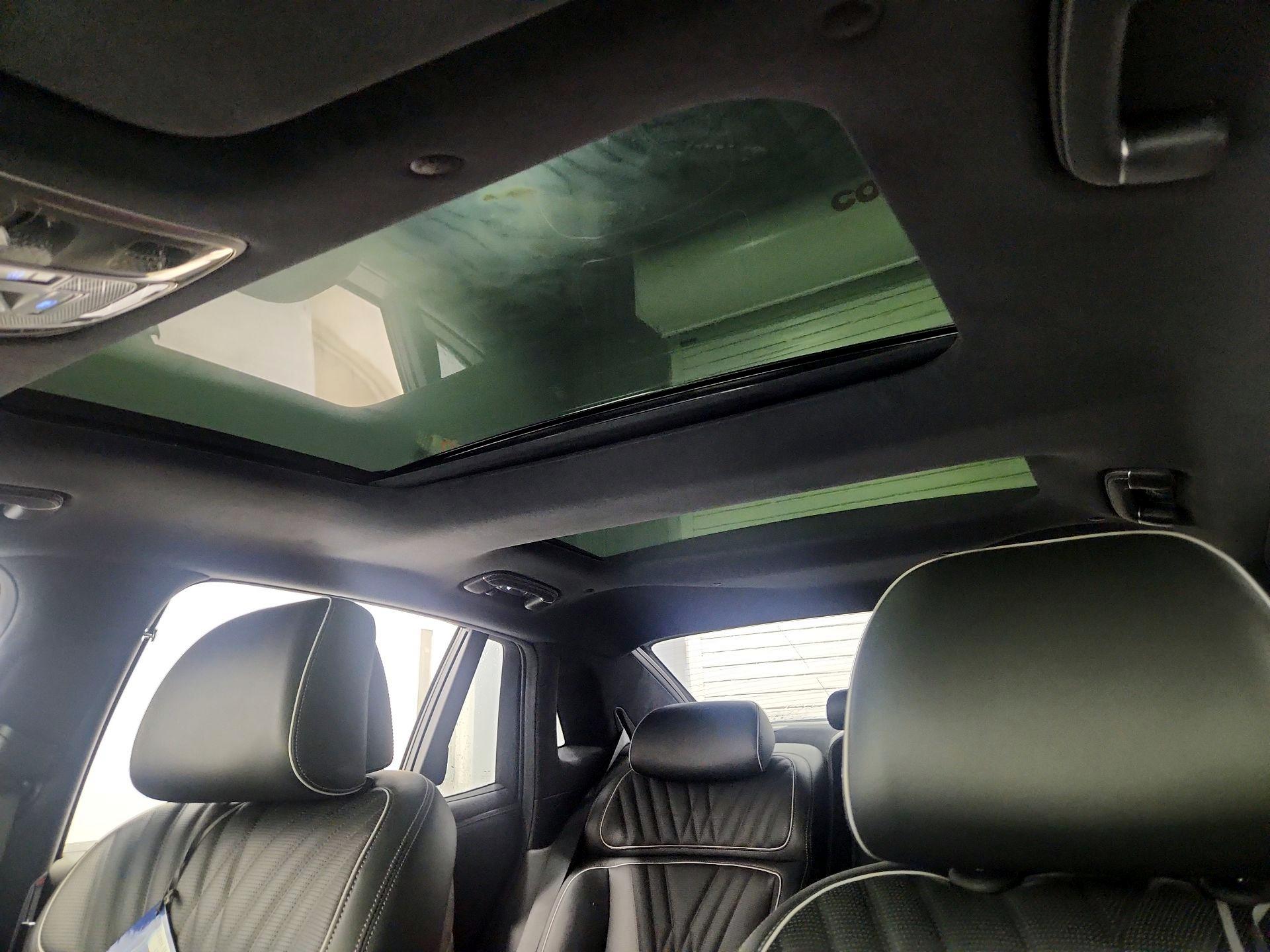 Thumbnail: 2023 Genesis G90 - 20