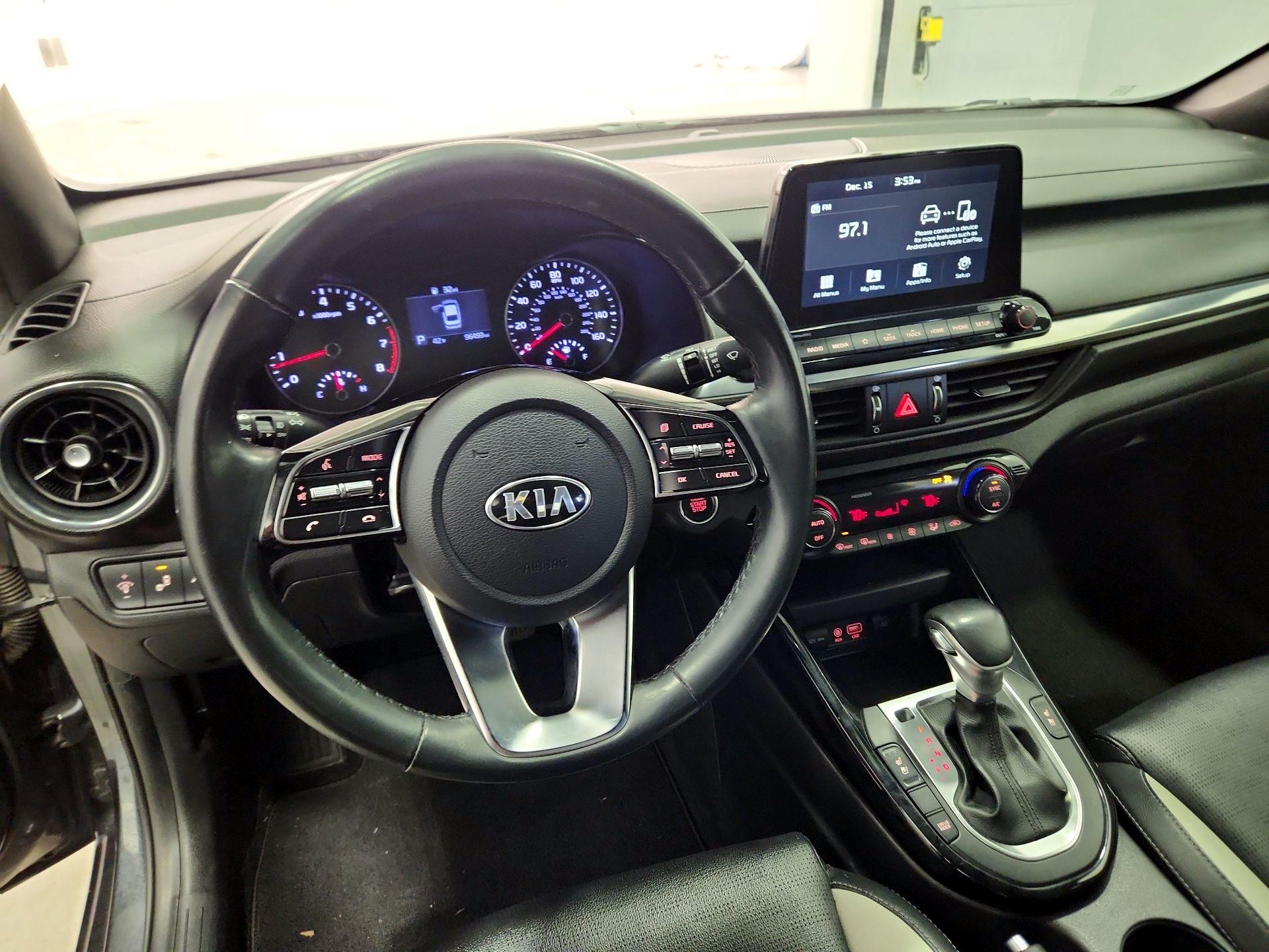 Thumbnail: 2019 Kia Forte - 9