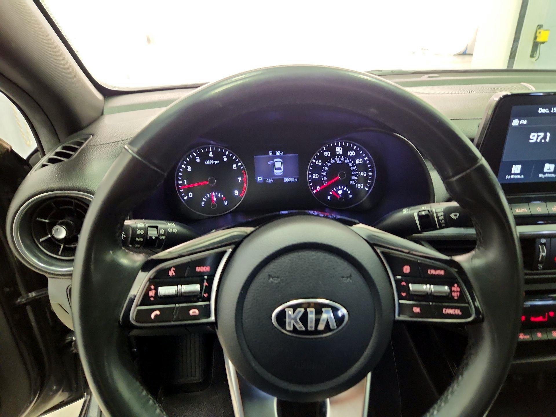 Thumbnail: 2019 Kia Forte - 10