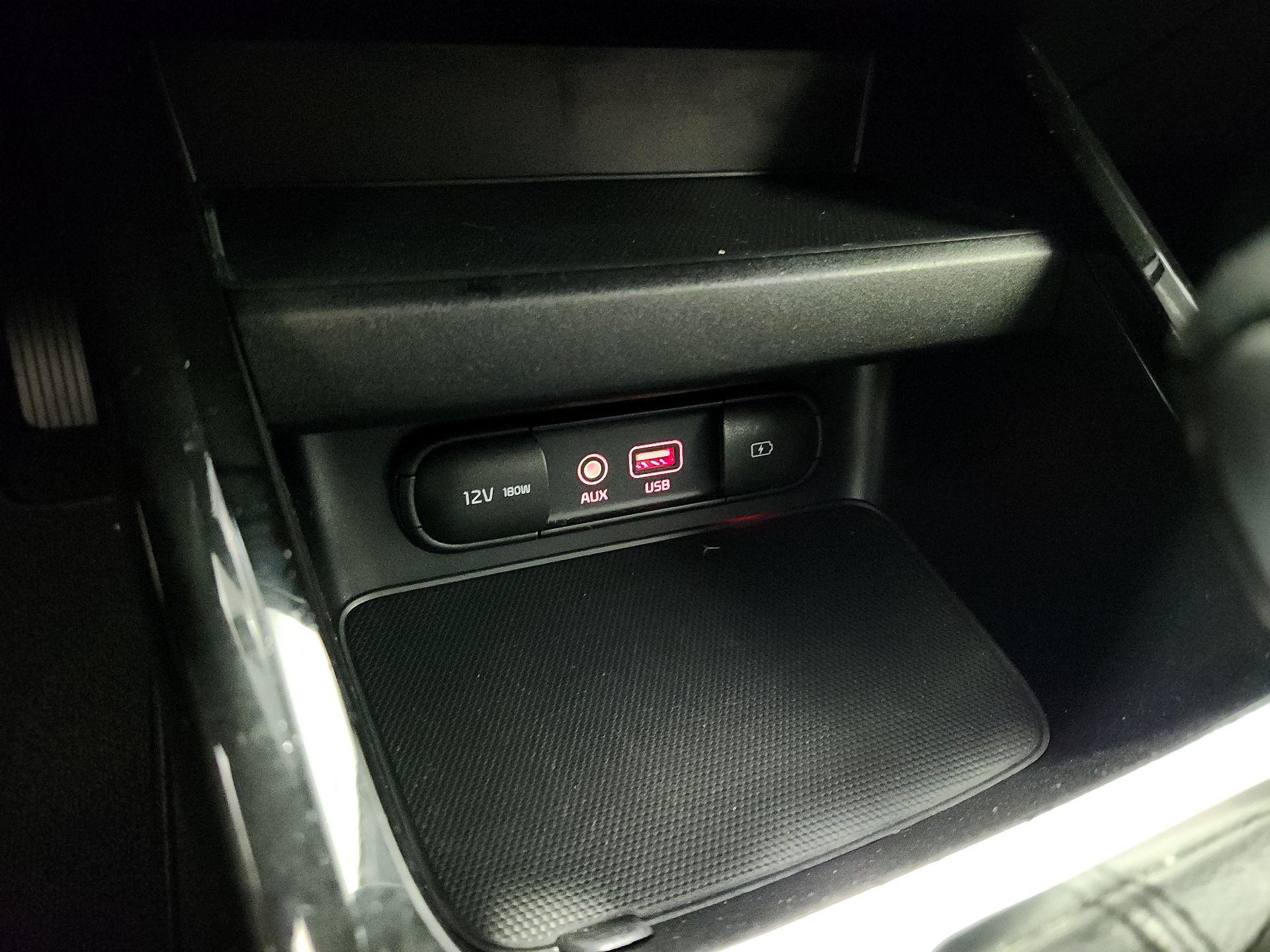 Thumbnail: 2019 Kia Forte - 18