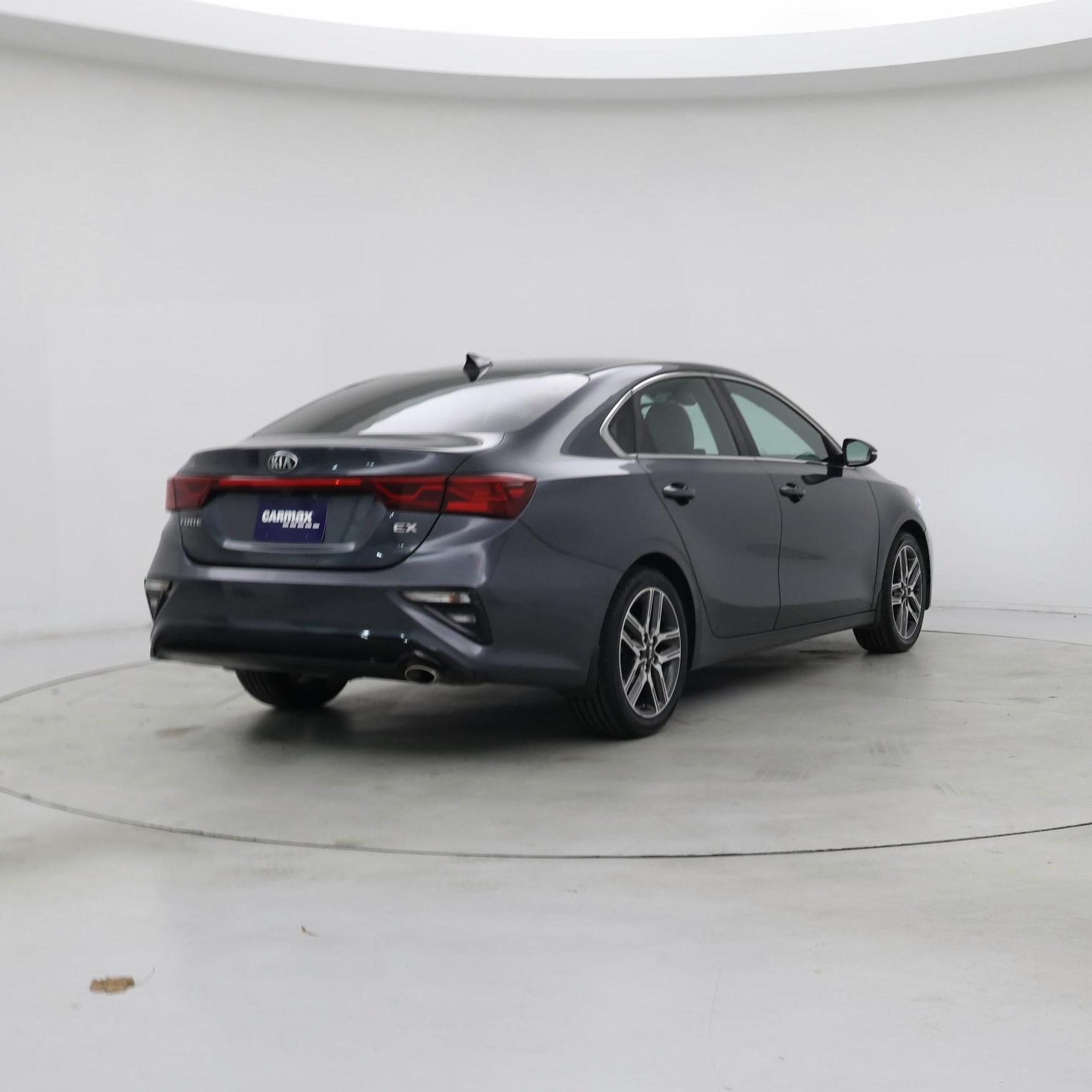 Thumbnail: 2019 Kia Forte - 8