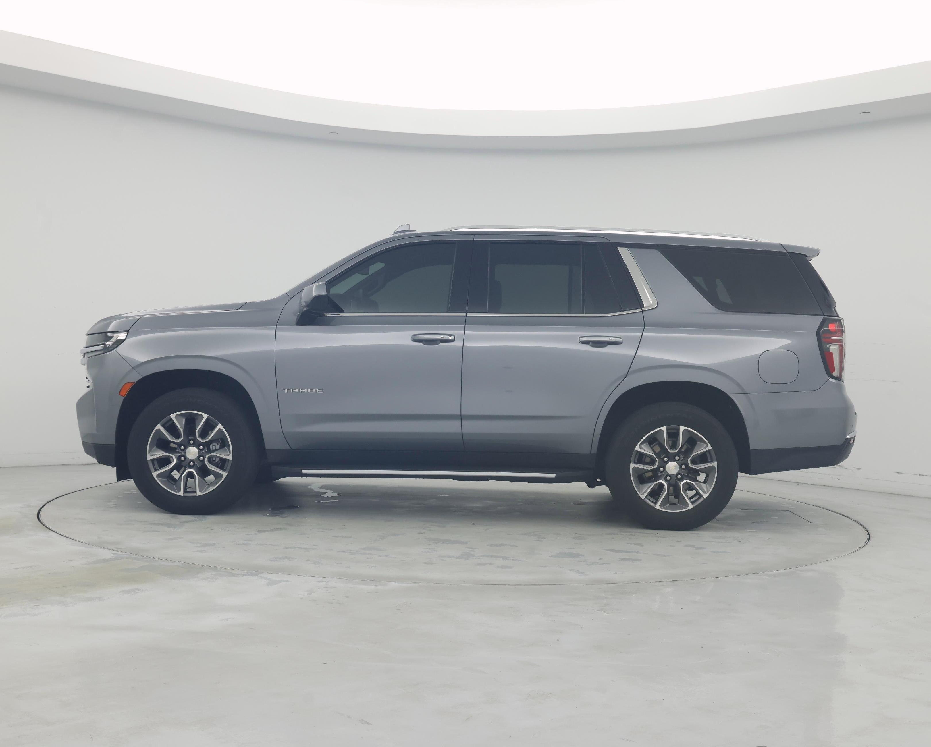 Thumbnail: 2021 Chevrolet Tahoe - 3