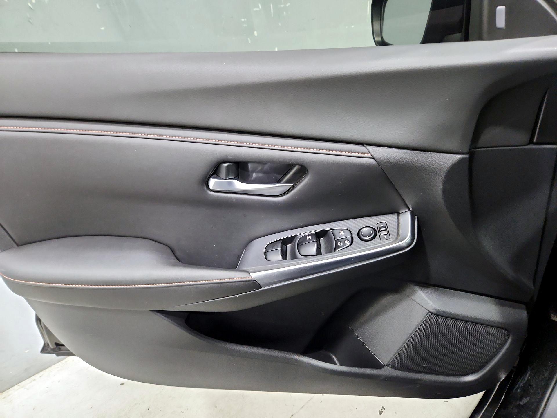 Thumbnail: 2021 Nissan Sentra - 12