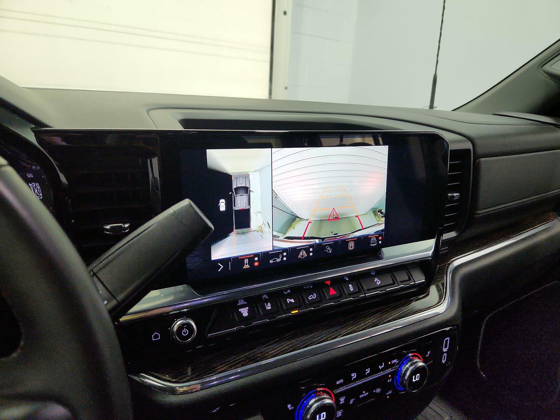 Thumbnail: 2024 GMC Sierra 2500 - 15