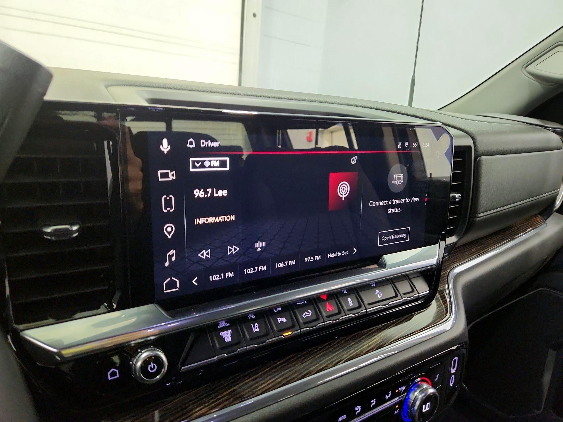 Thumbnail: 2024 GMC Sierra 2500 - 16