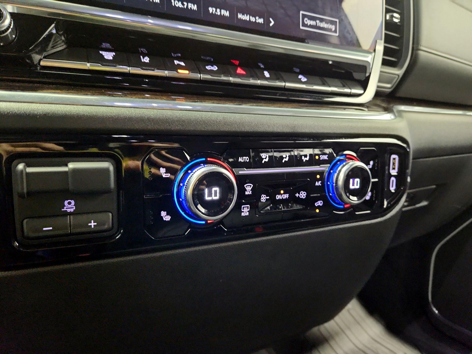 Thumbnail: 2024 GMC Sierra 2500 - 17