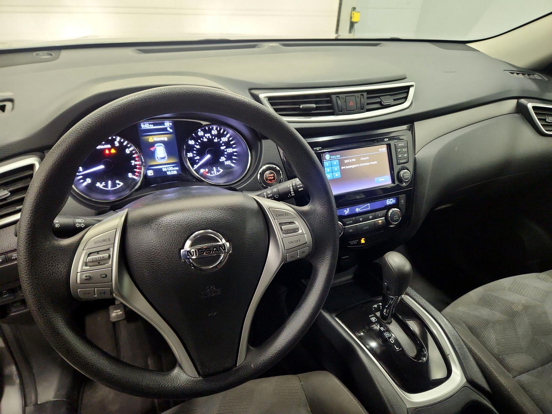 Thumbnail: 2016 Nissan Rogue - 9