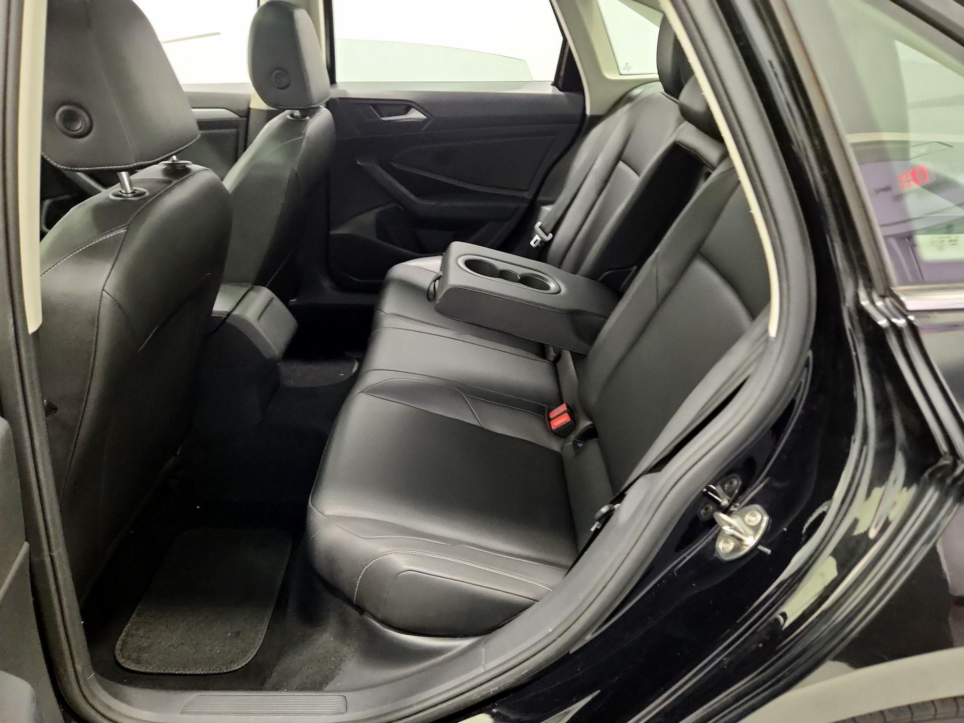 Thumbnail: 2019 Volkswagen Jetta - 20