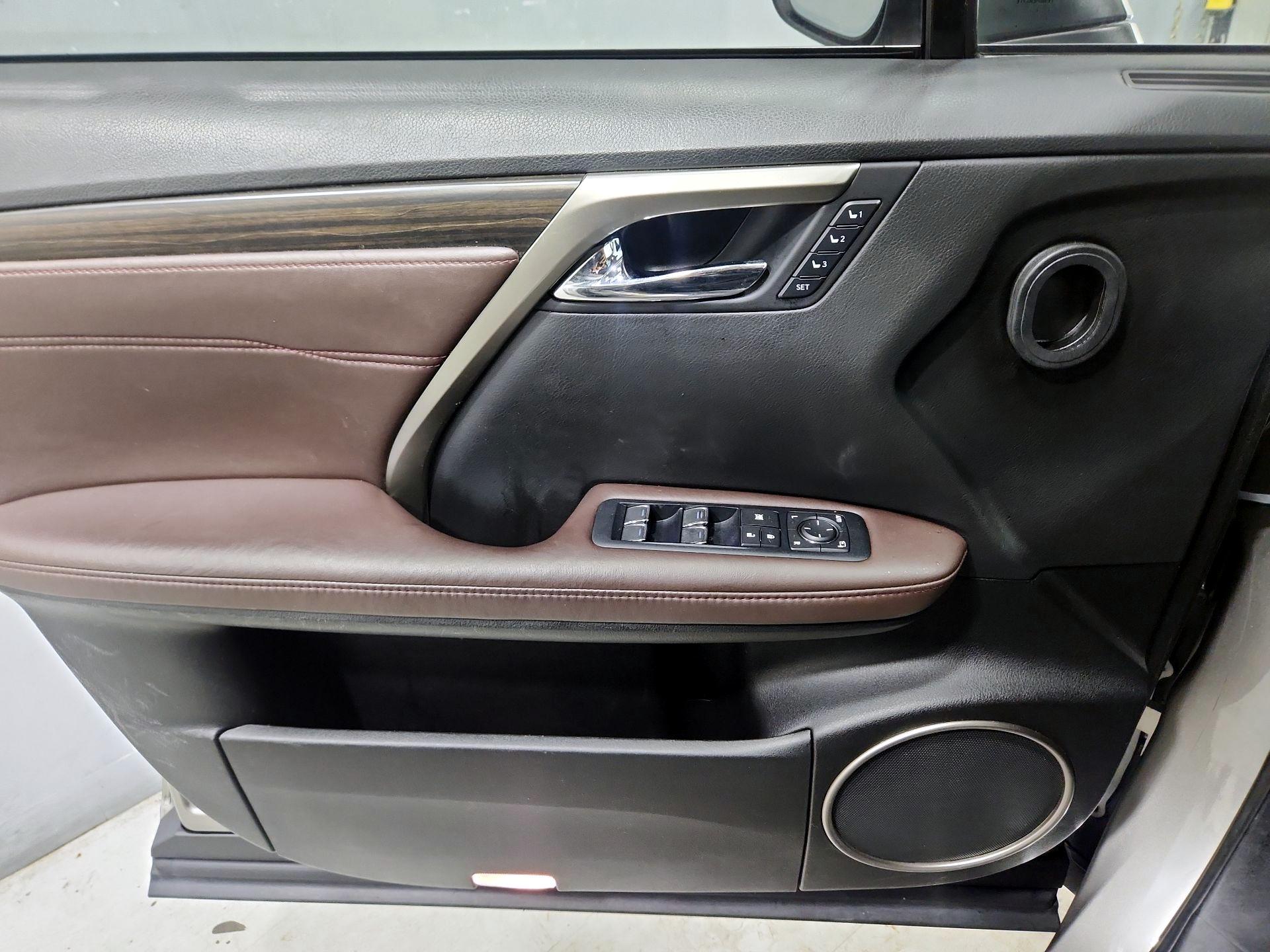 Thumbnail: 2017 Lexus RX - 12