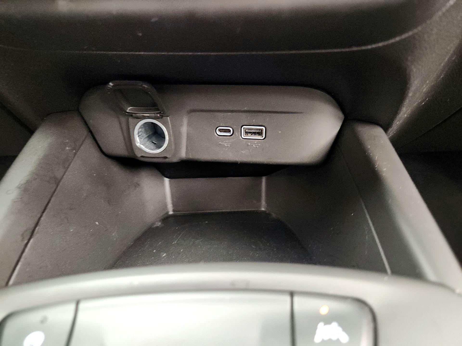 Thumbnail: 2024 Chevrolet Trax - 18