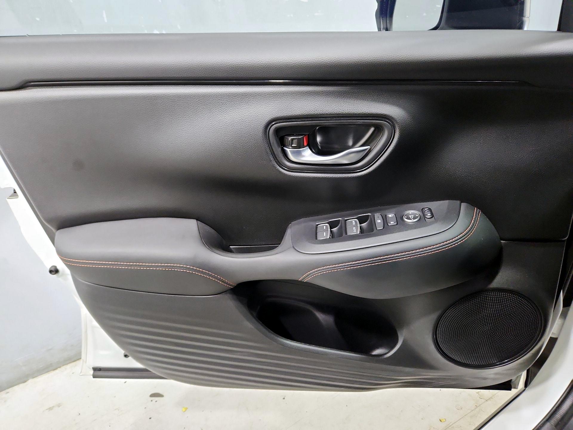 Thumbnail: 2025 Honda HR-V - 12