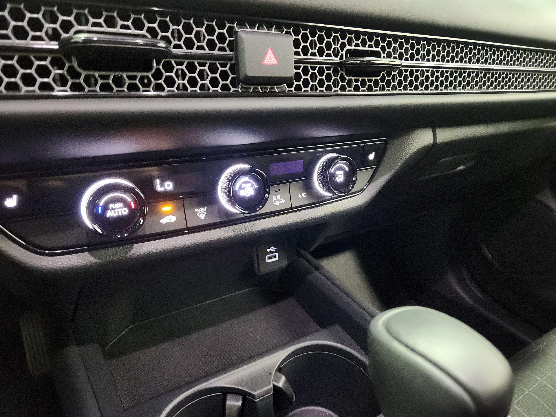 Thumbnail: 2025 Honda HR-V - 16