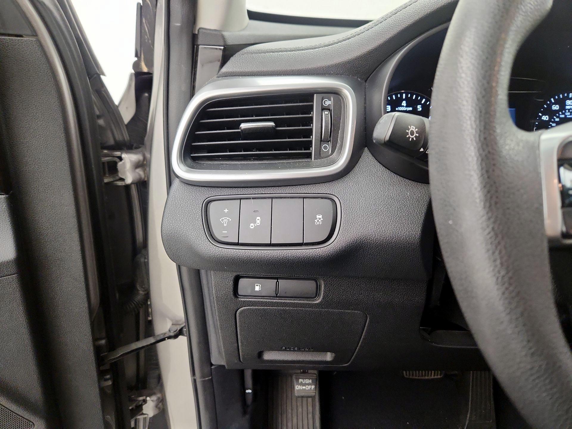 Thumbnail: 2019 Kia Sorento - 13