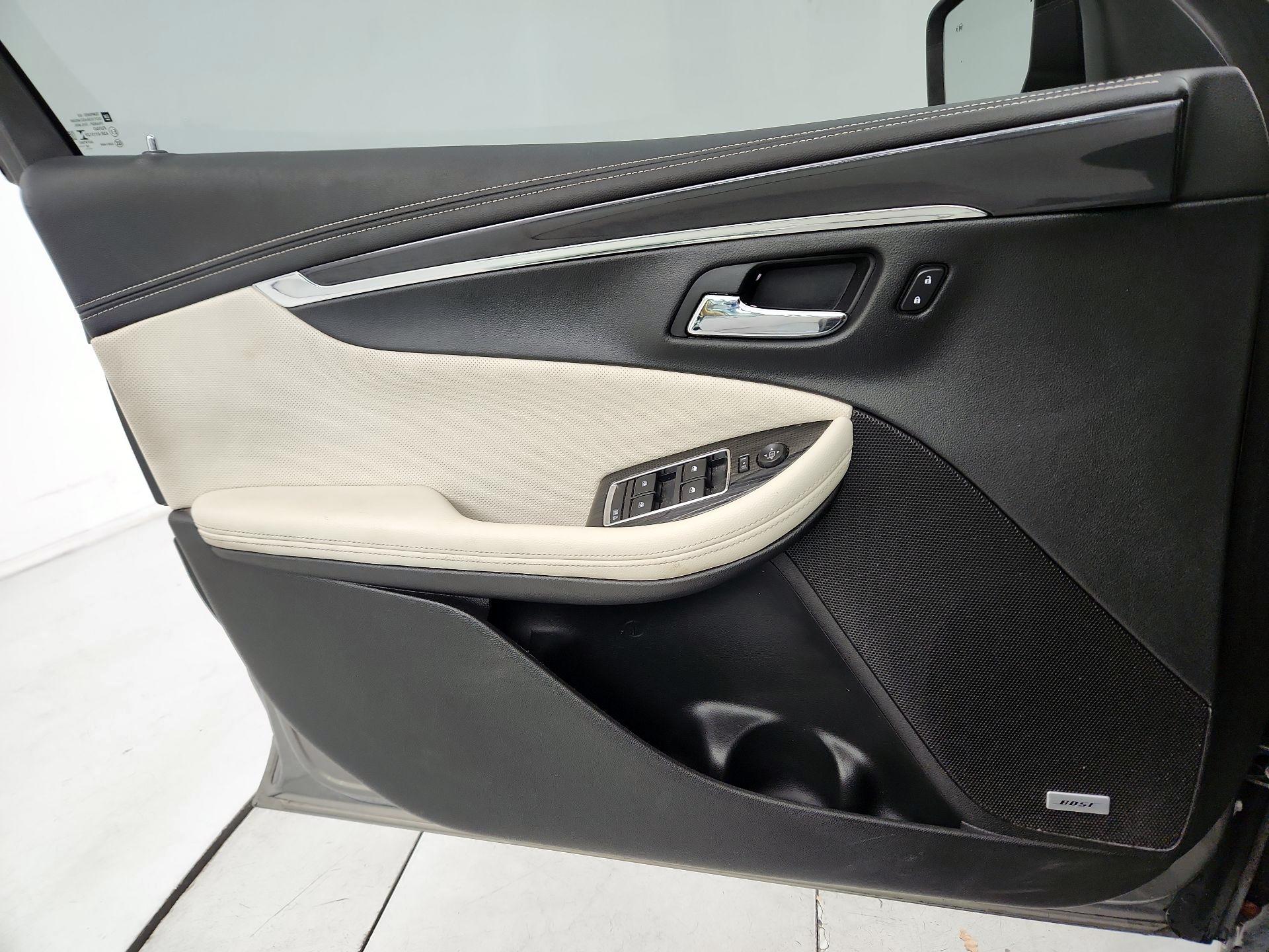 Thumbnail: 2019 Chevrolet Impala - 10