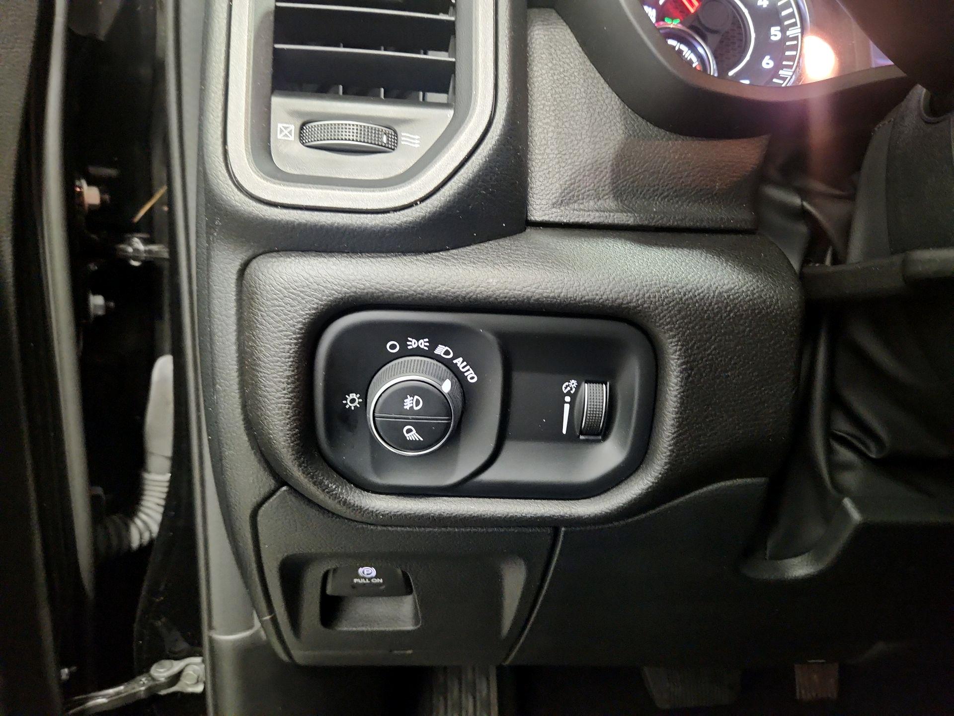 Thumbnail: 2025 RAM 1500 - 13