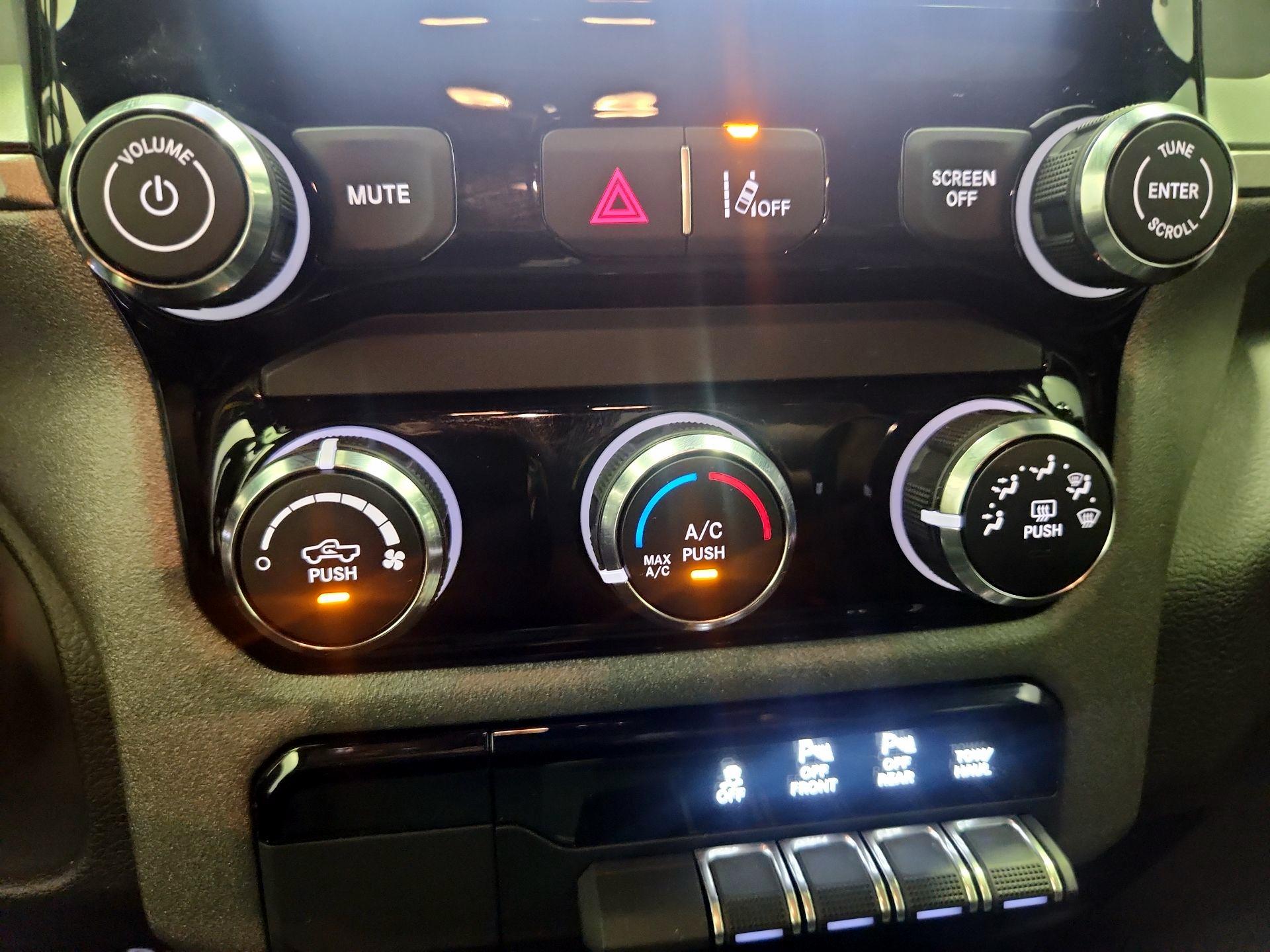 Thumbnail: 2025 RAM 1500 - 16