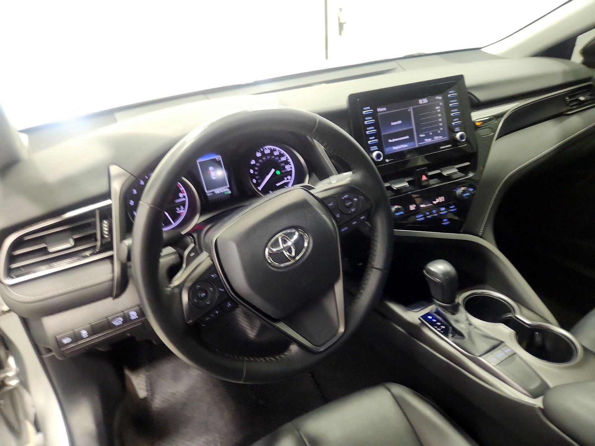 Thumbnail: 2022 Toyota Camry - 9