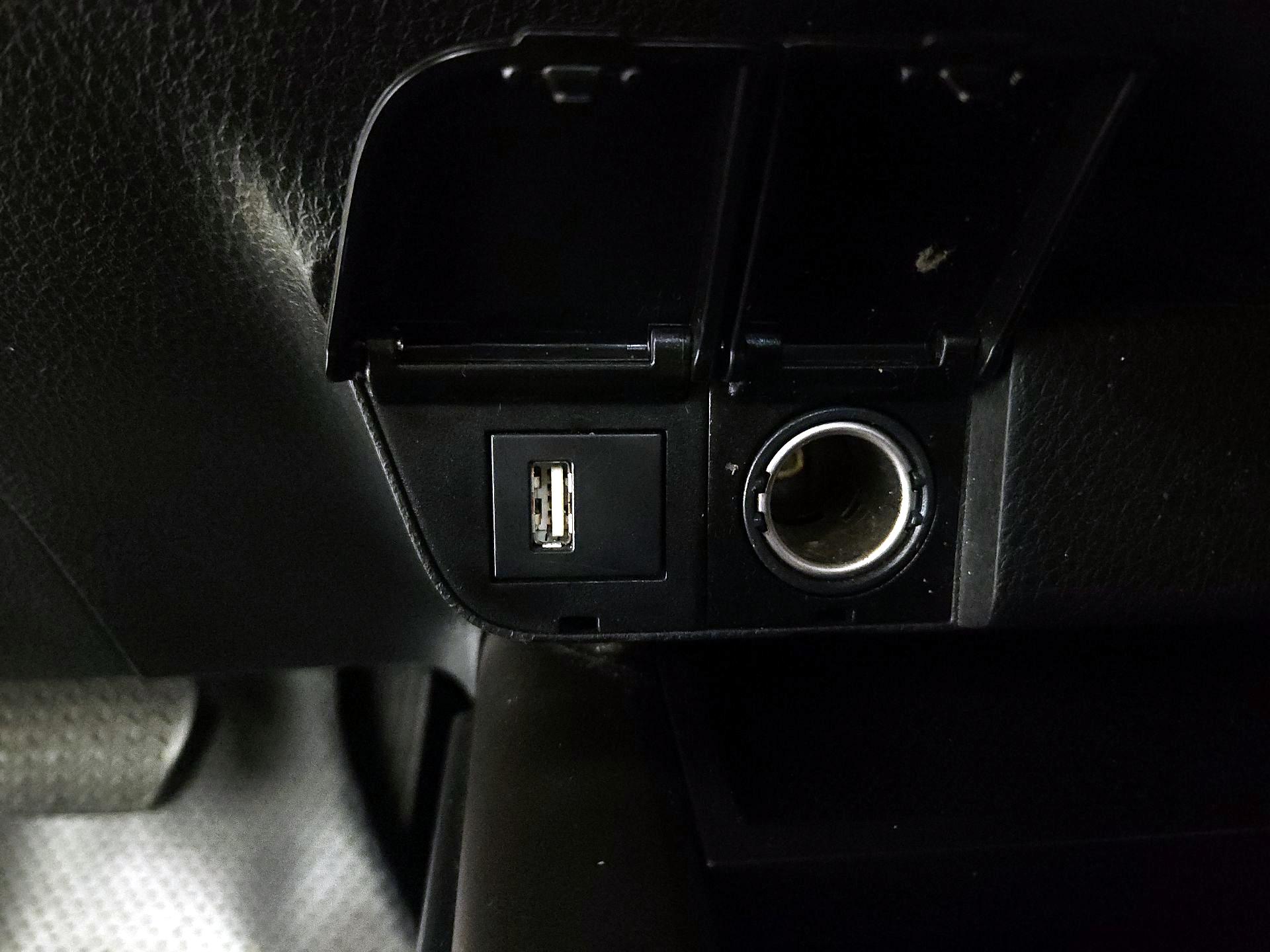 Thumbnail: 2022 Toyota Camry - 18