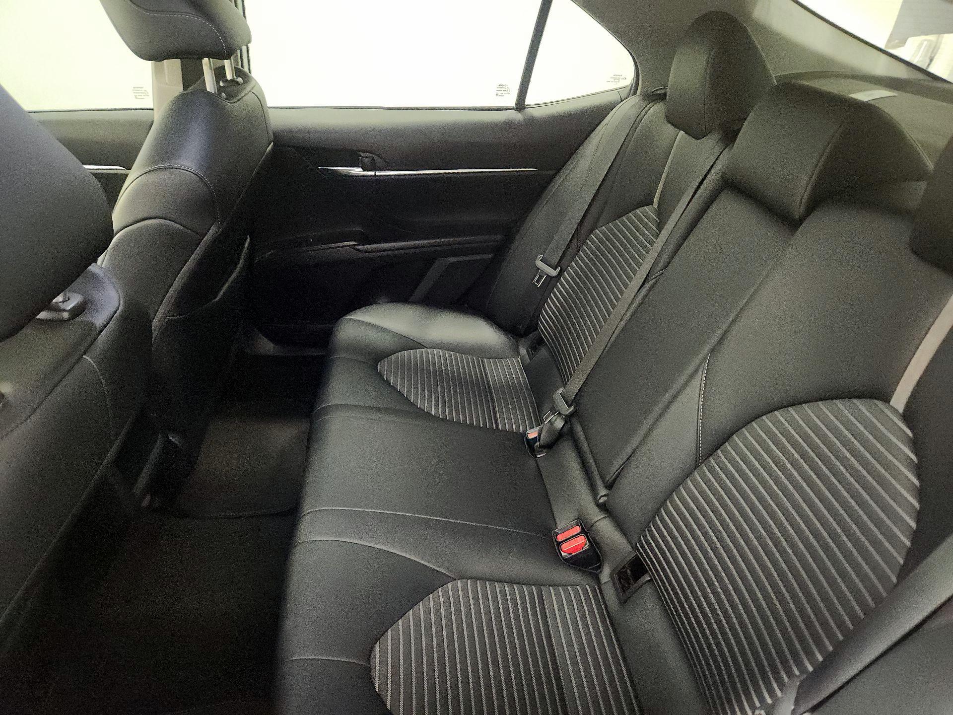 Thumbnail: 2022 Toyota Camry - 19