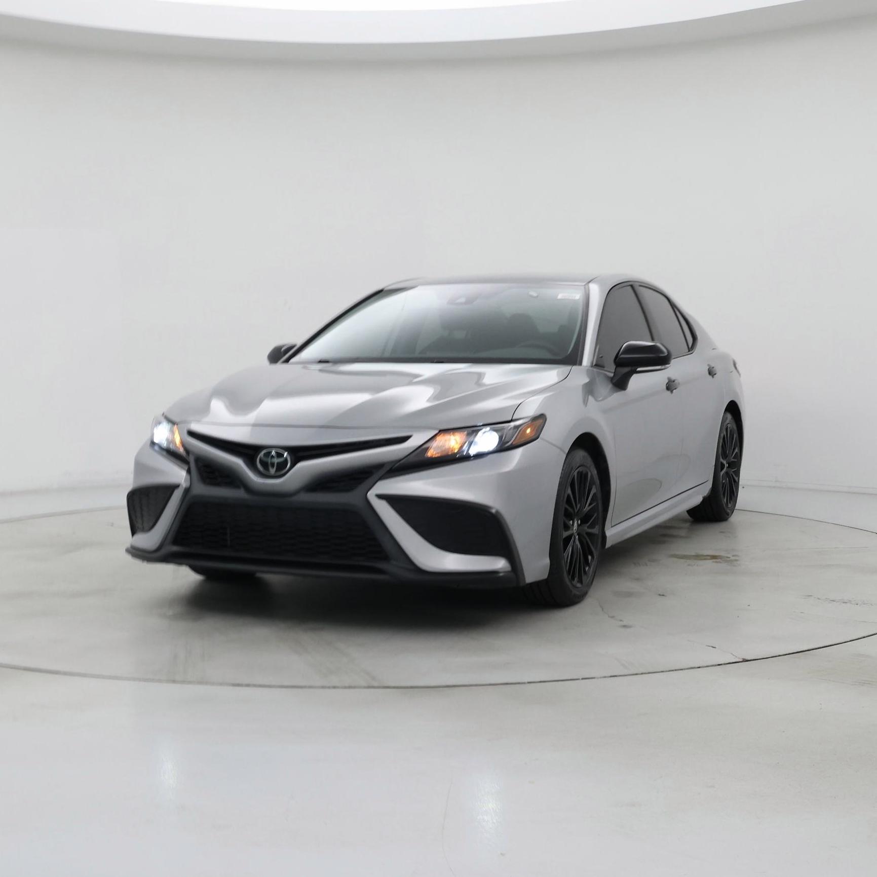 Thumbnail: 2022 Toyota Camry - 4