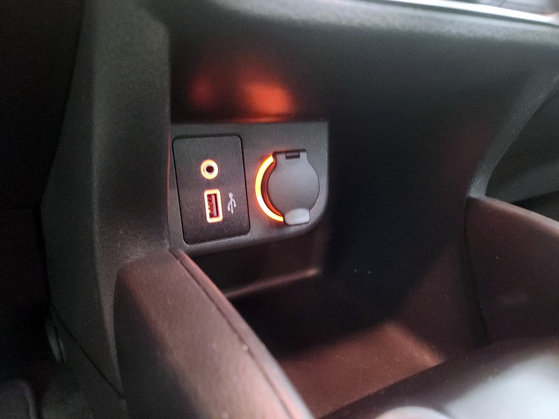 Thumbnail: 2024 Nissan Kicks - 18