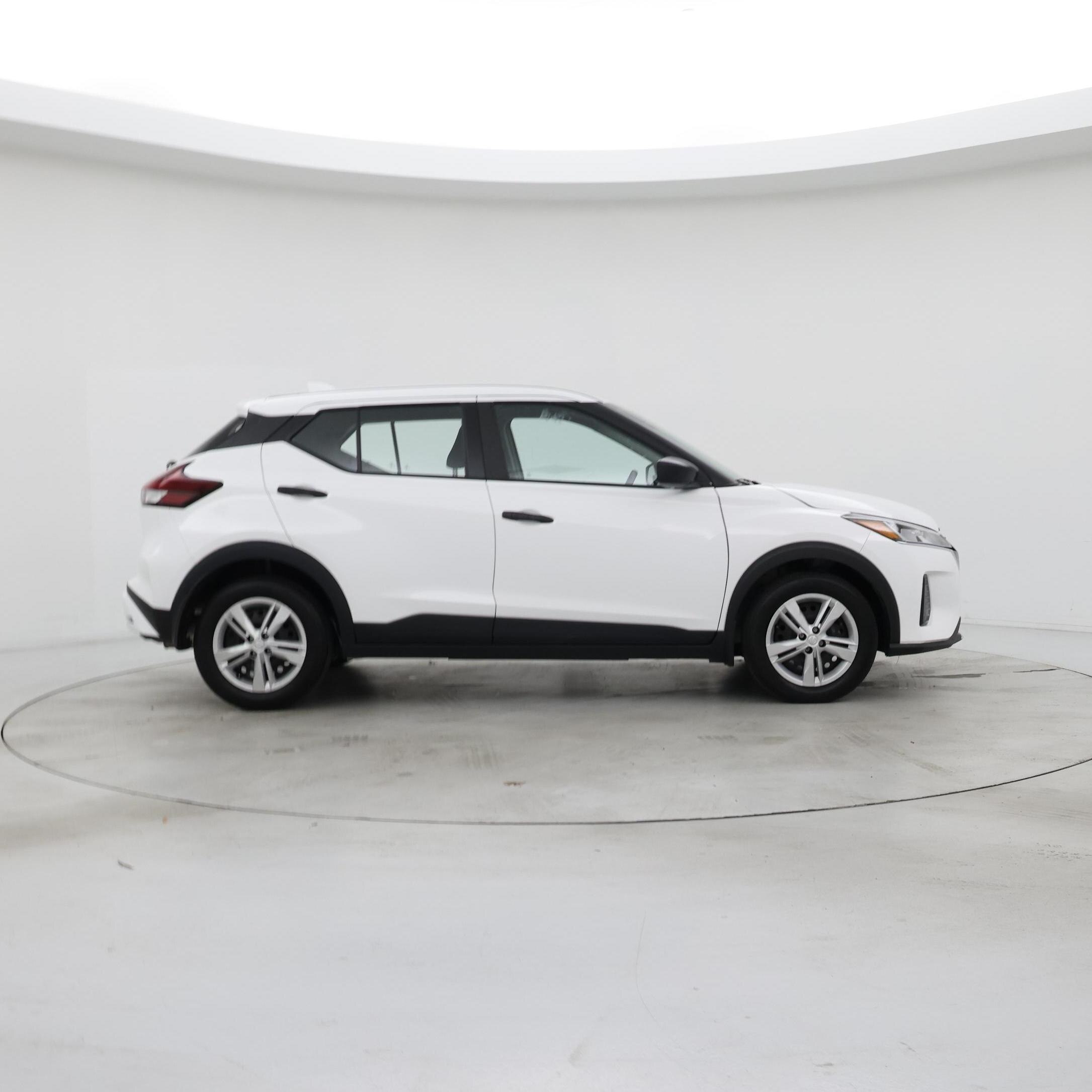 Thumbnail: 2024 Nissan Kicks - 7