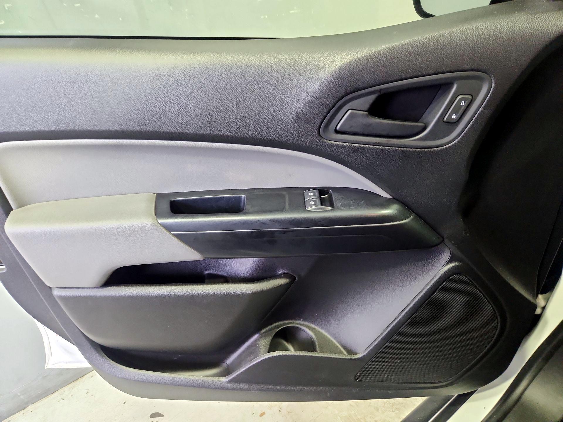 Thumbnail: 2021 Chevrolet Colorado - 12