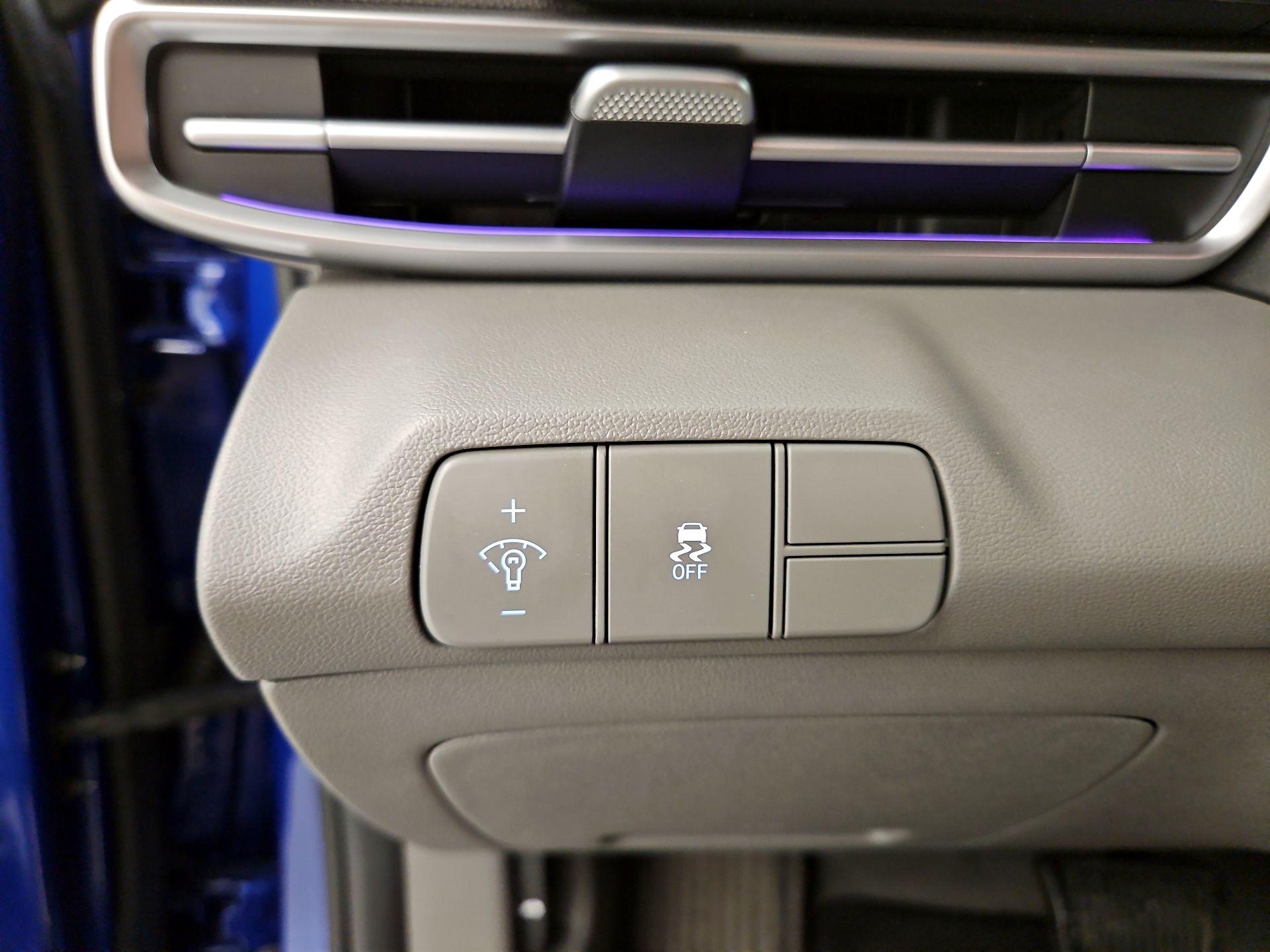 Thumbnail: 2024 Hyundai Elantra - 13