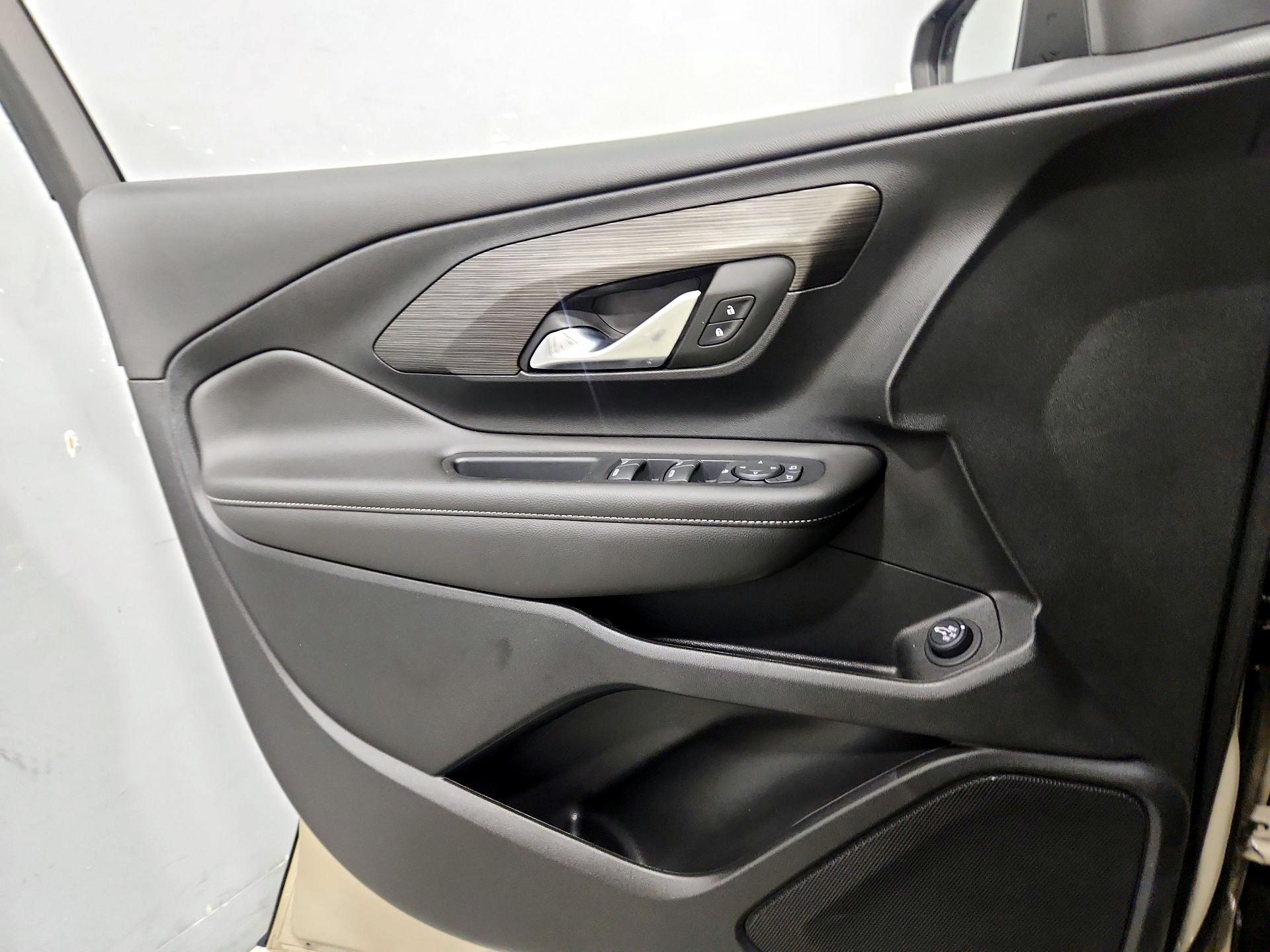 Thumbnail: 2023 GMC Terrain - 12